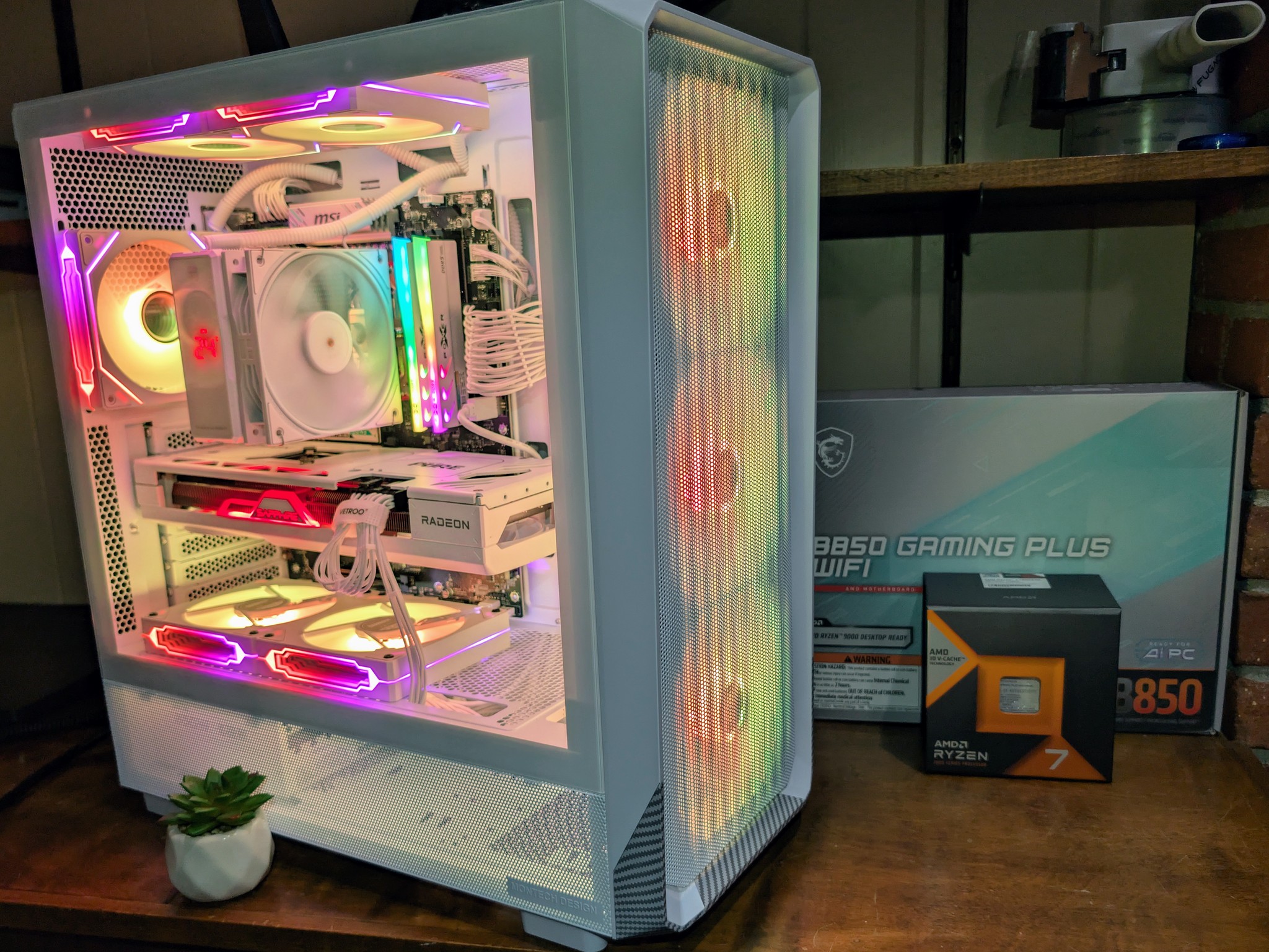 All-White Custom Gaming PC | AMD 7800X3D | Sapphire Pure 7800XT 16GB | 32GB DDR5 6000MT/s | 1.25TB