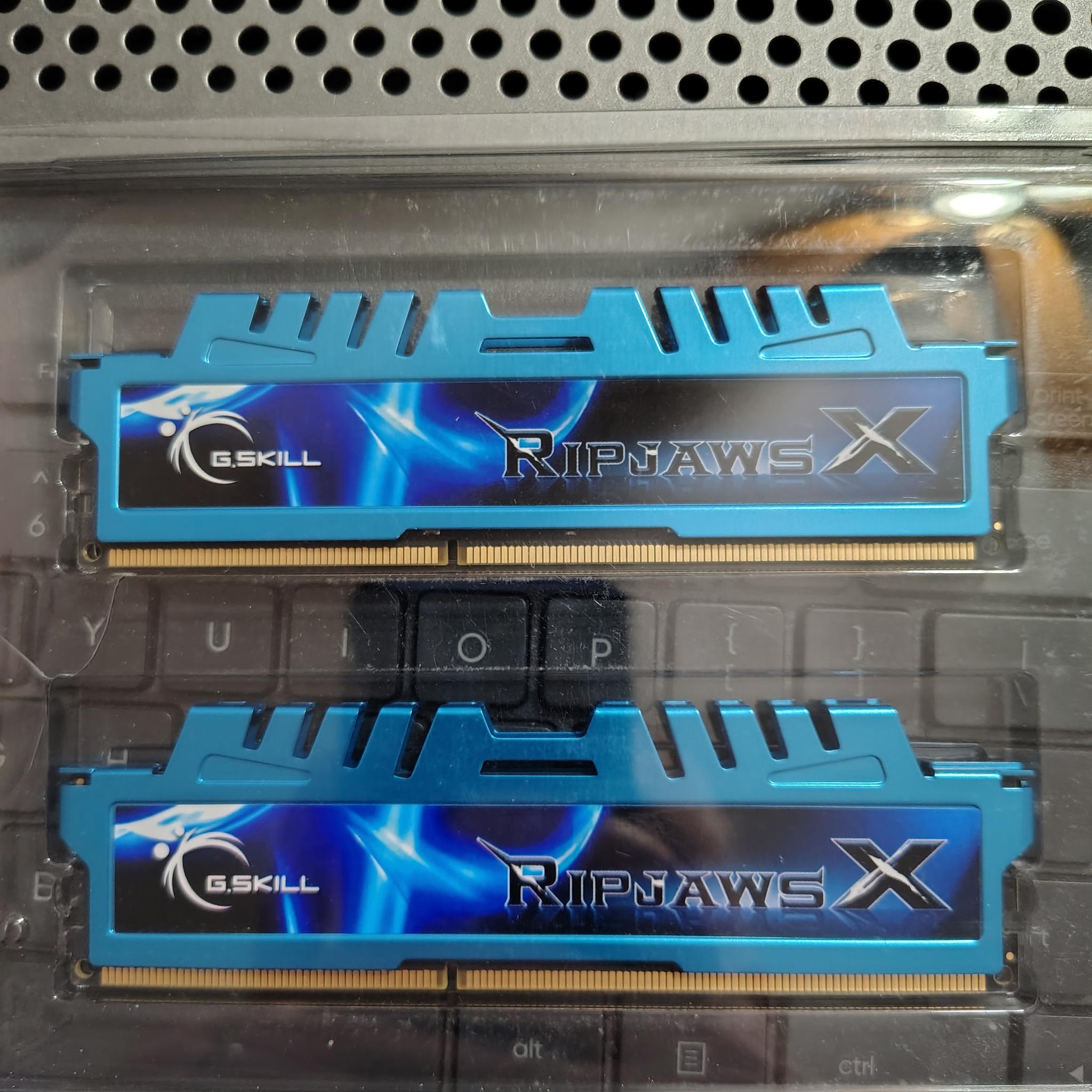G.Skill Ripjaws 16GB