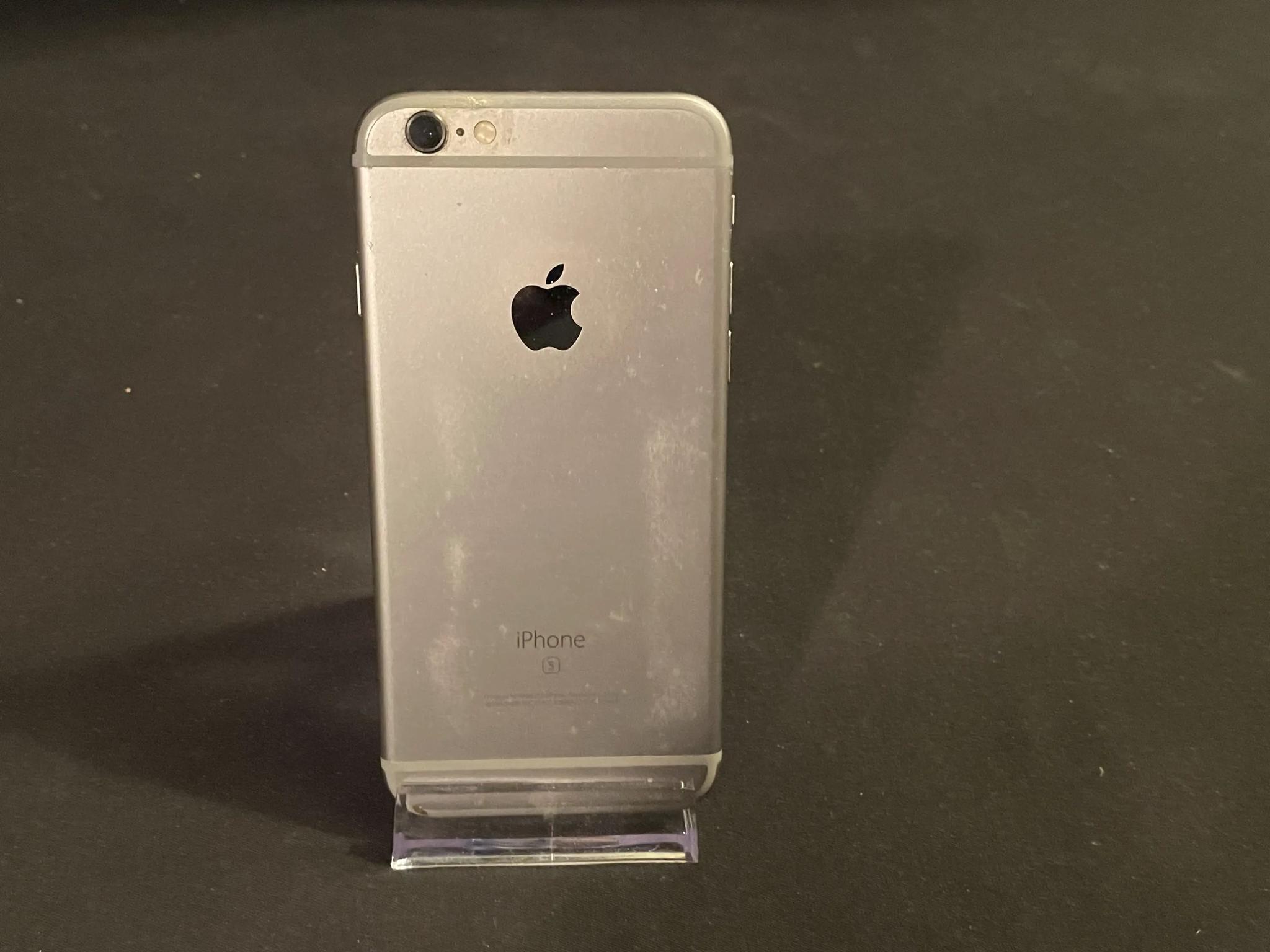 Iphone 6s With Protective Case