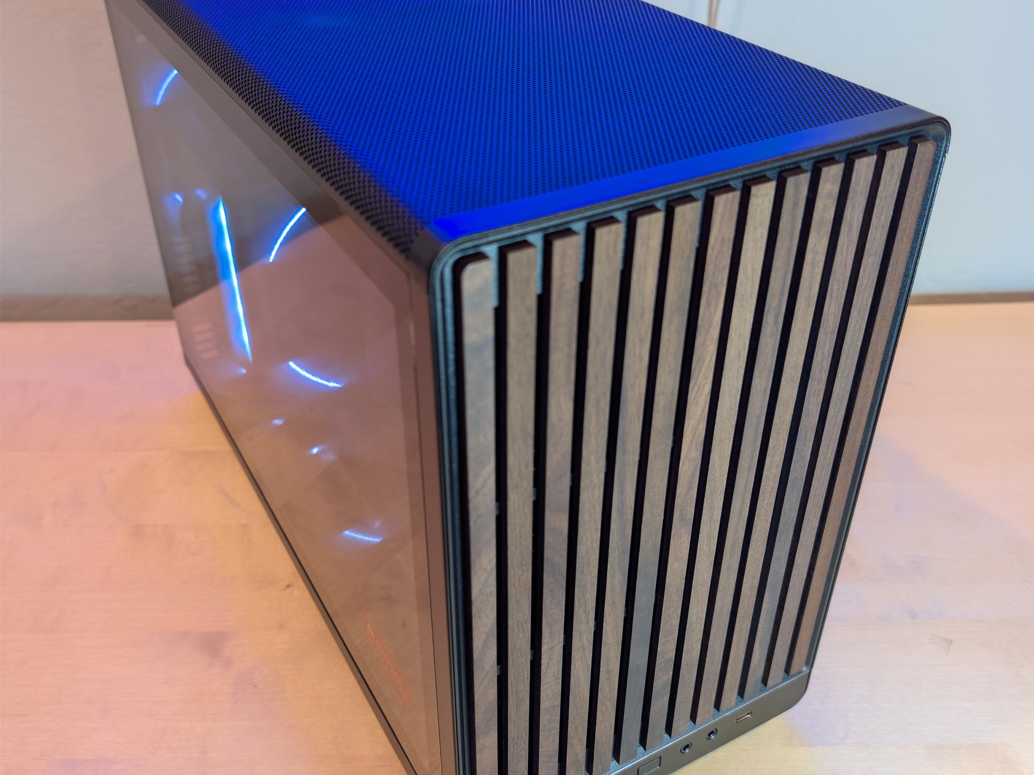 RTX 5080 // Ryzen 9800x3D // 32GB DDR5 // 2TB Gen4 NVMe // WiFi