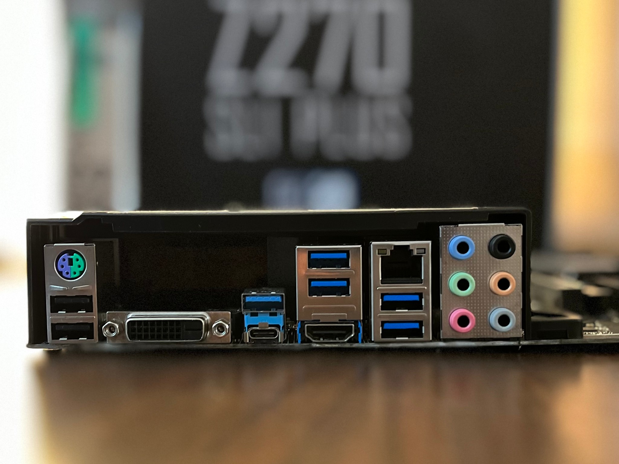 MSI Z270 SLI PLUS | I7-7700K | 16GB 3200MHz DDR4 | Latest BIOS | I/O Shield & Original Accessories