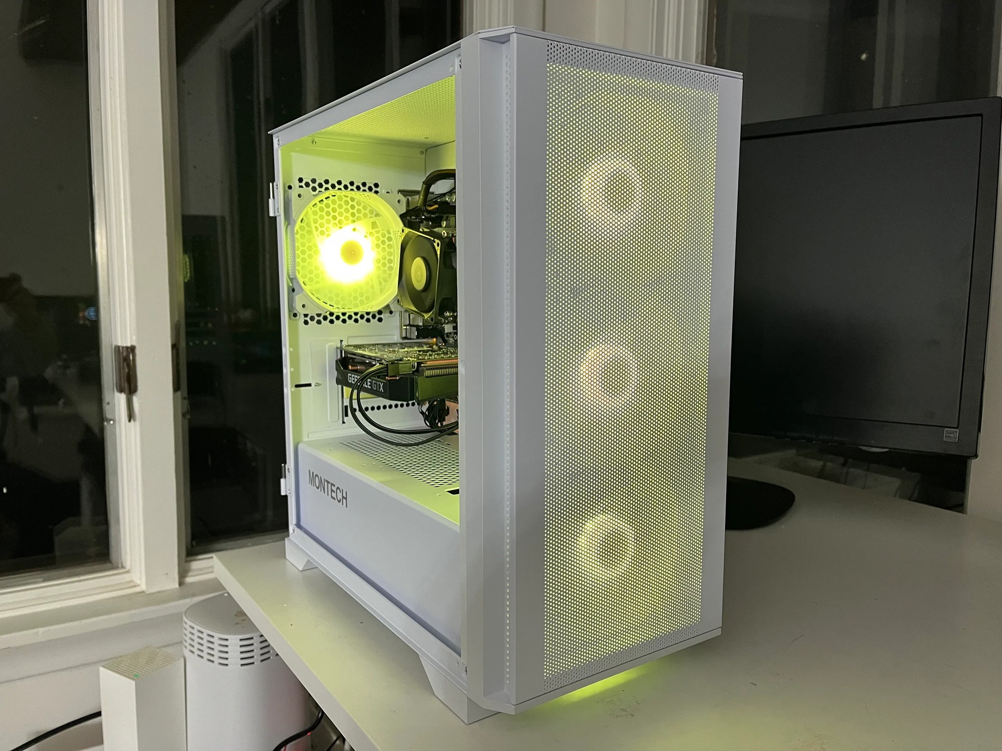 GTX 1660 SUPER / Intel I5 | WIFI | 1TB HDD + SSD | 16GB Ram | Windows Activated
