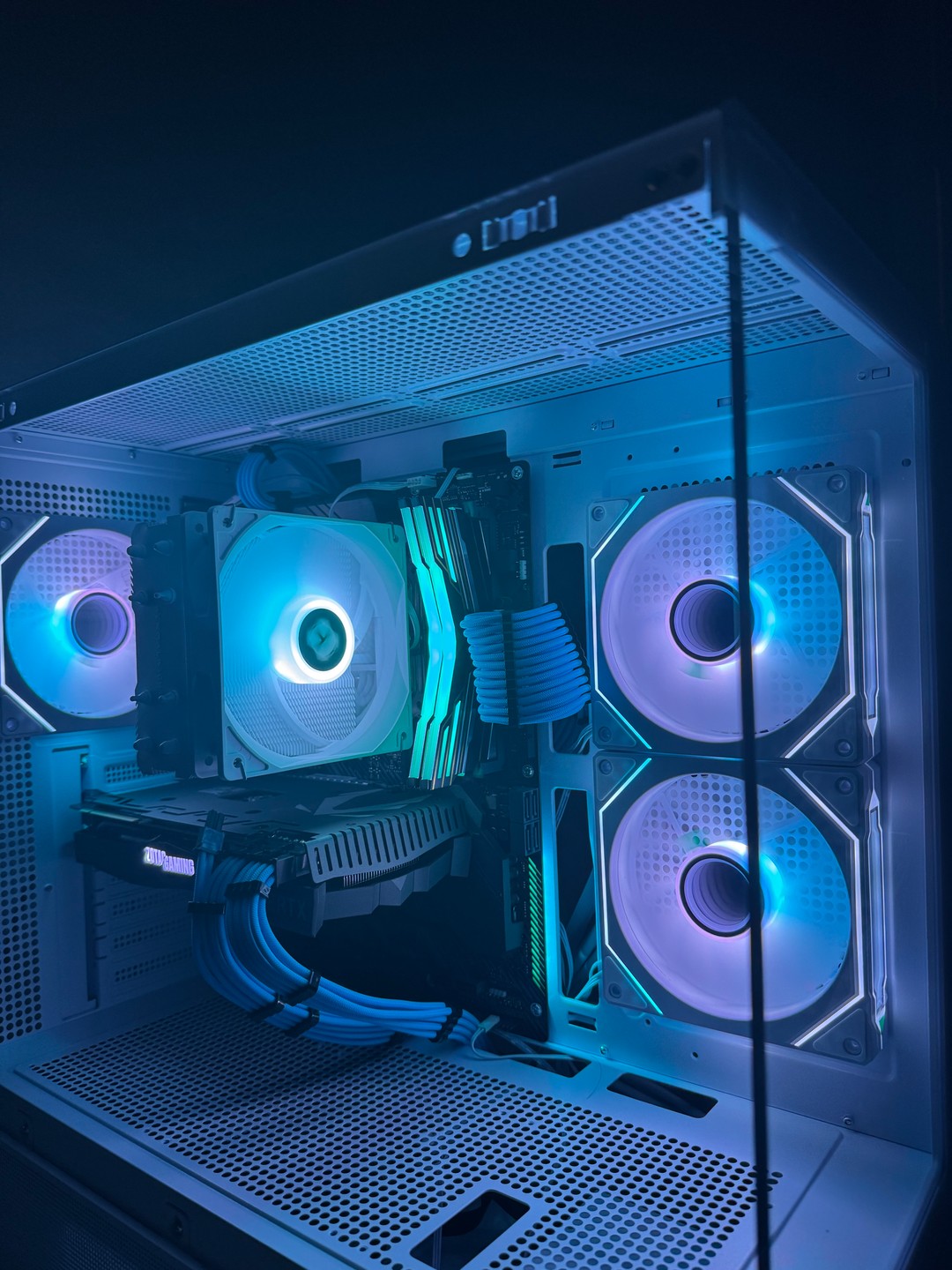RTX 2070 Super 8GB | AMD Ryzen 5 3600X 6-core Processor | 16GB Ram