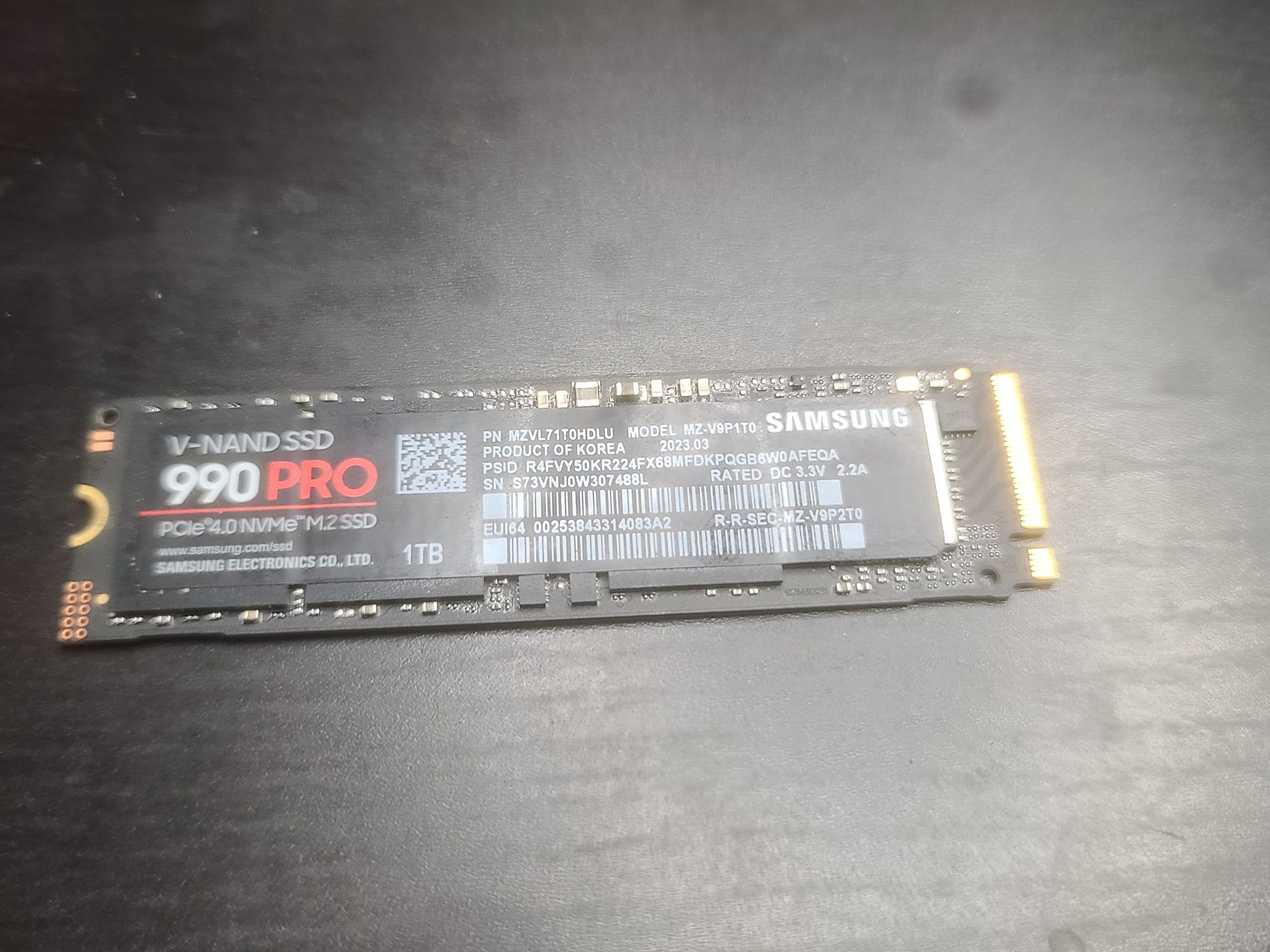Samsung 990 Pro 1TB PCIe 4.0 NVMe M.2 SSD