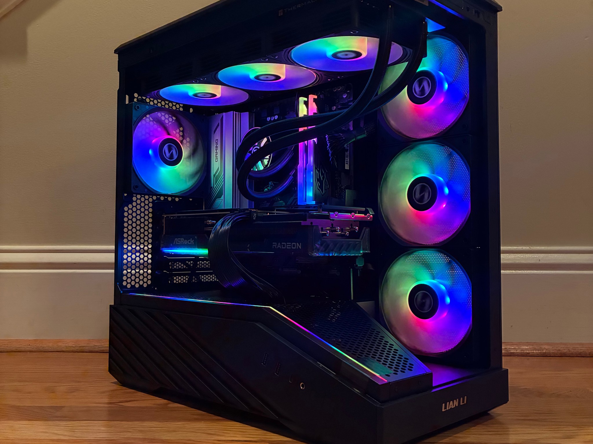 RX 9070 XT RYZEN 7 7700X 4K CUSTOM GAMING PC 32GB DDR5 1TB NVME SSD WIFI 6E WINDOWS 10/11