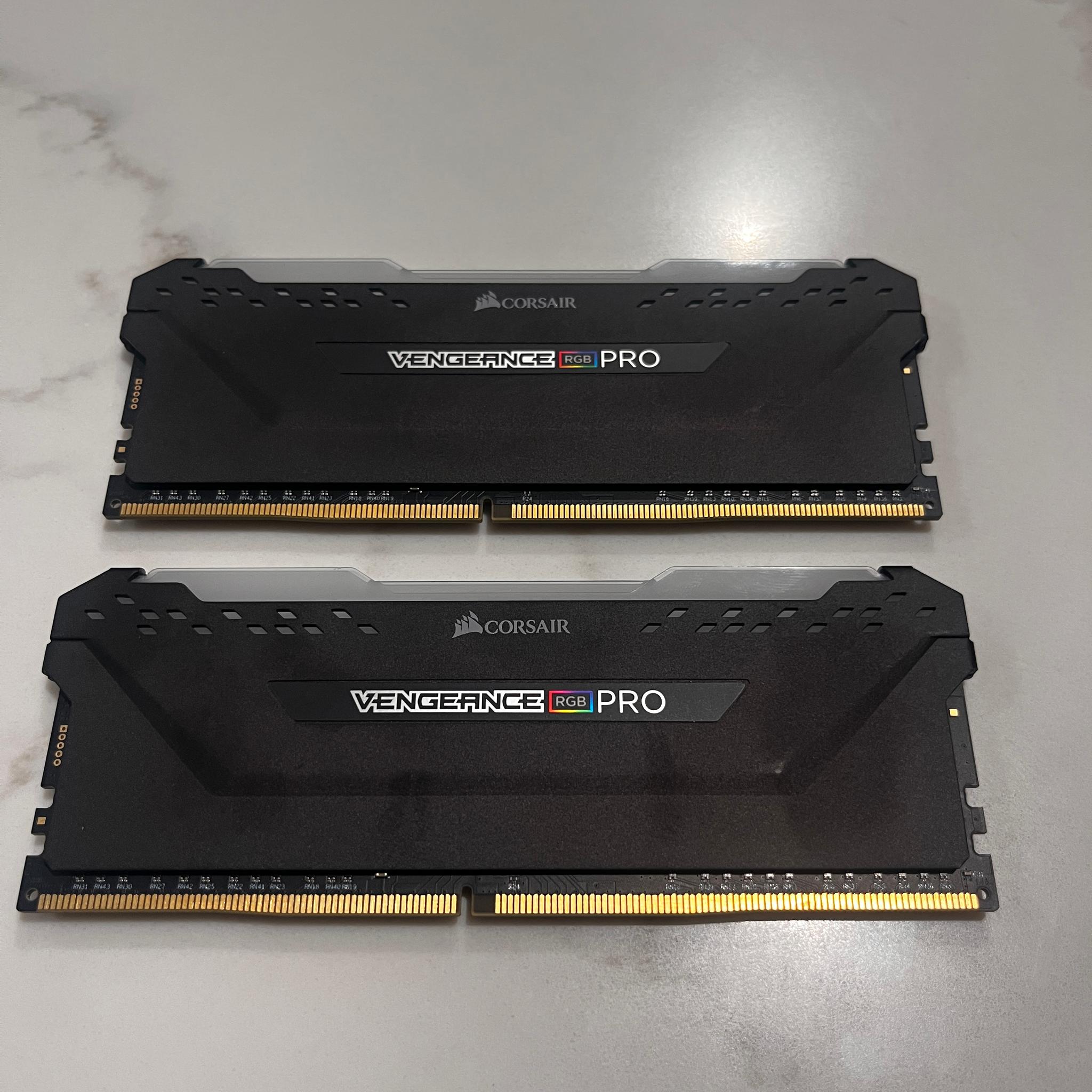 Corsair Vengeance RGB PRO DDR4 RAM 16GB (2x8GB) 3600MHz