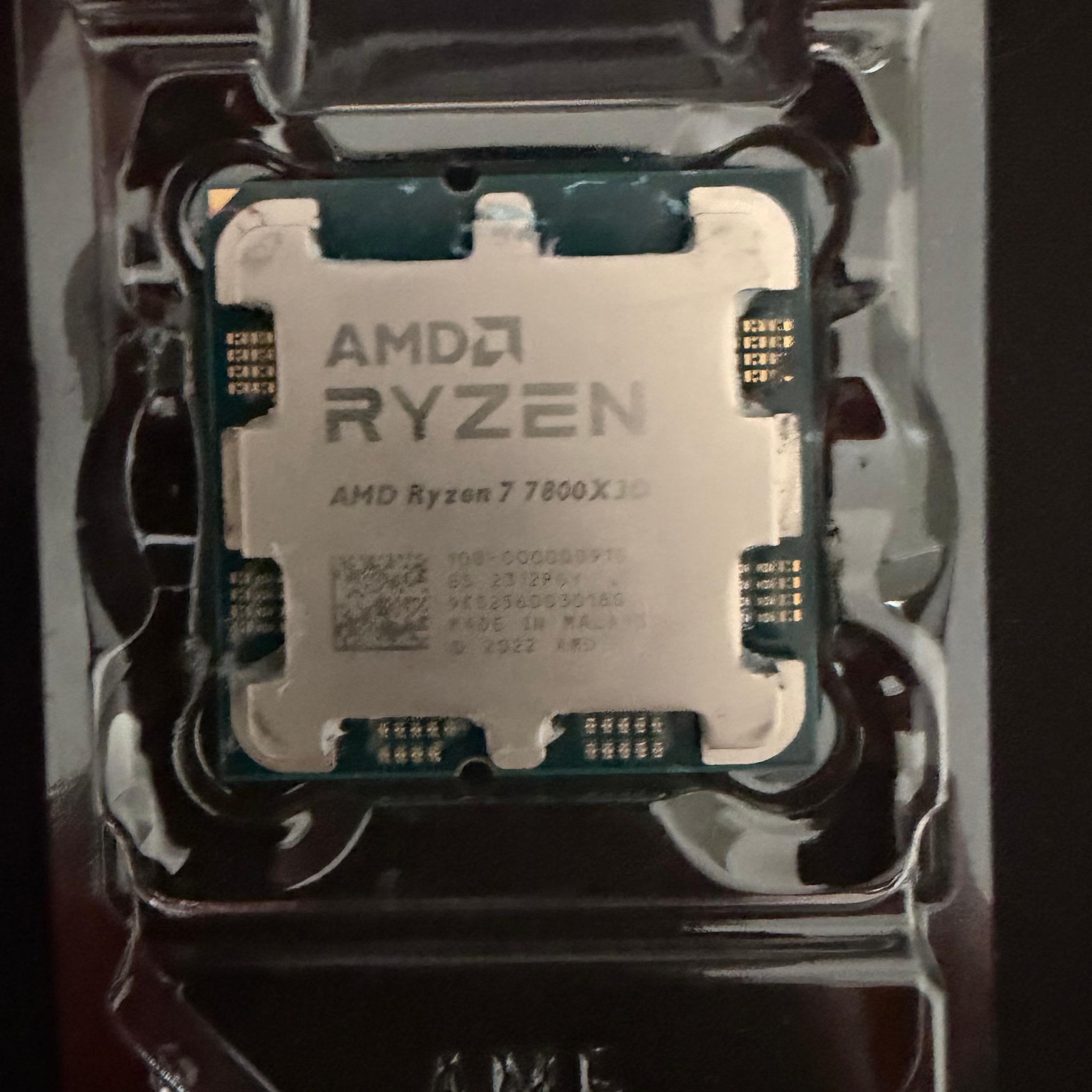 AMD Ryzen 7 7800X3D