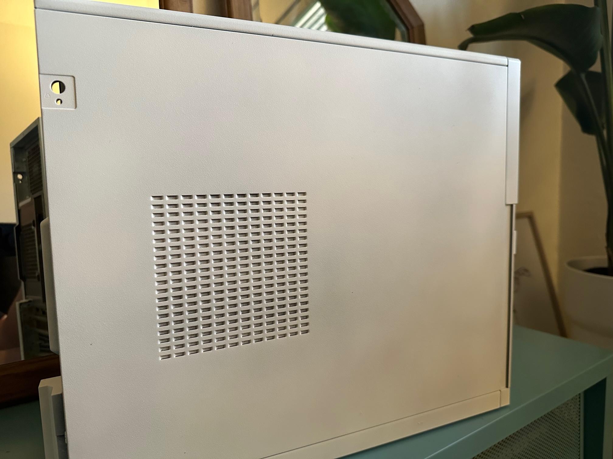 Custom White rx560 & i5-4690k Optiplex