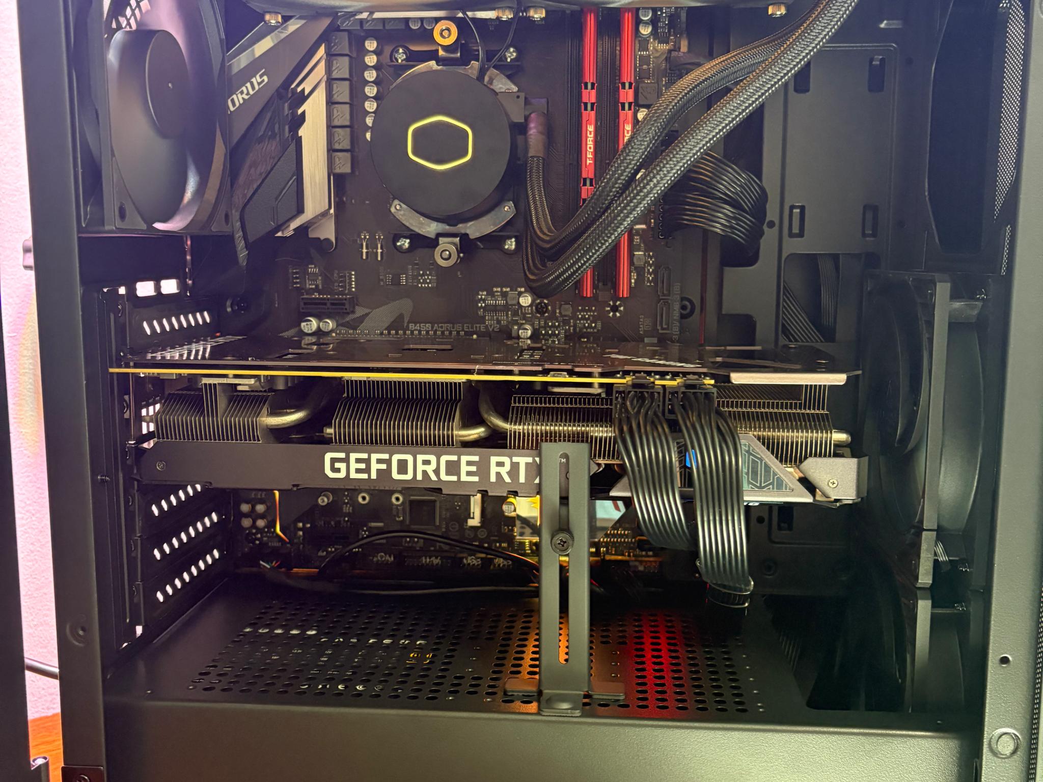 RTX 3070 | Ryzen 5 5600X | 32GB DDR4 | 1TB Total SSD's | 650W PSU | 5 x Fans | AIO