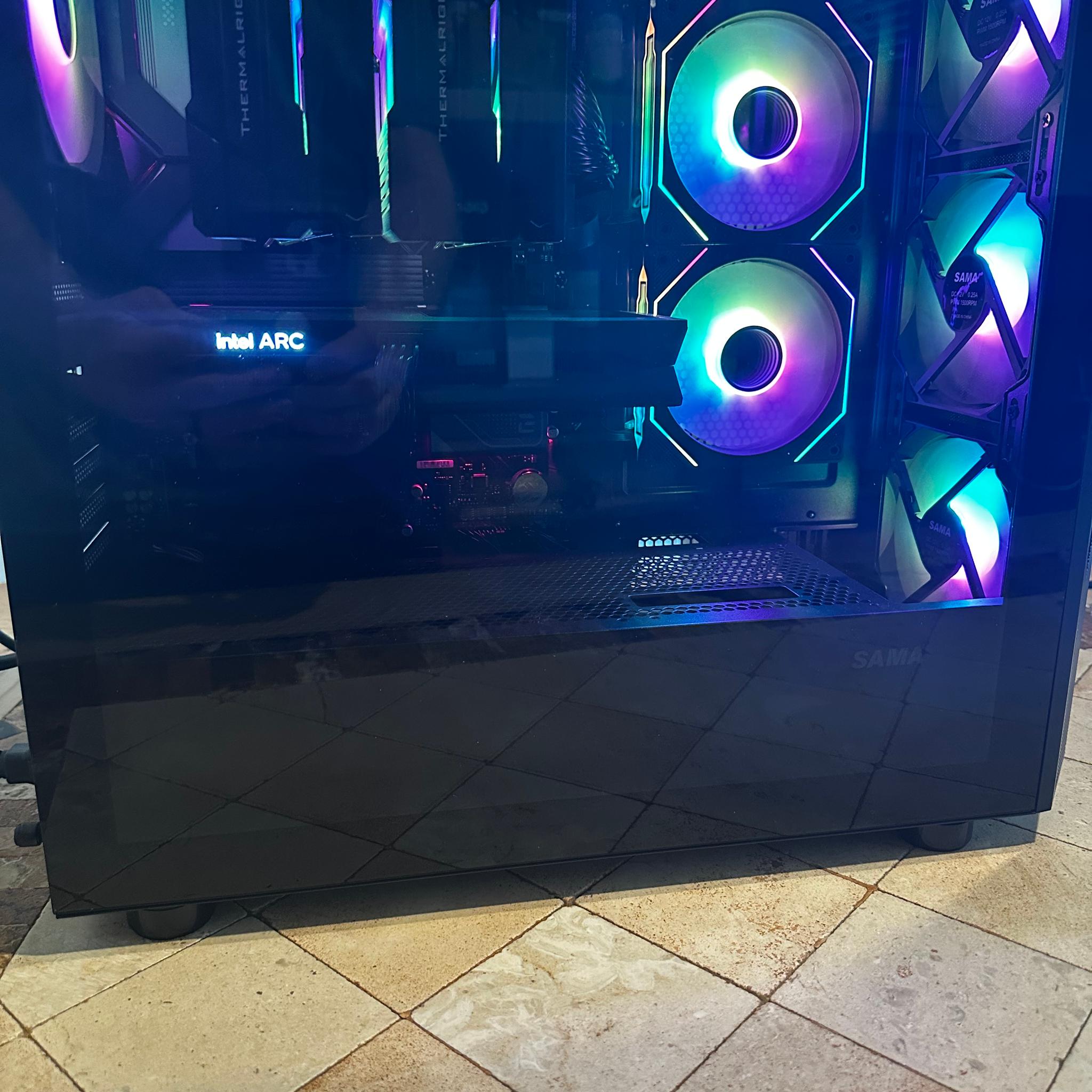 Intel Core Ultra 7 265K / Intel ARC B580 12GB Special Edition - Mid-Tower Gaming PC