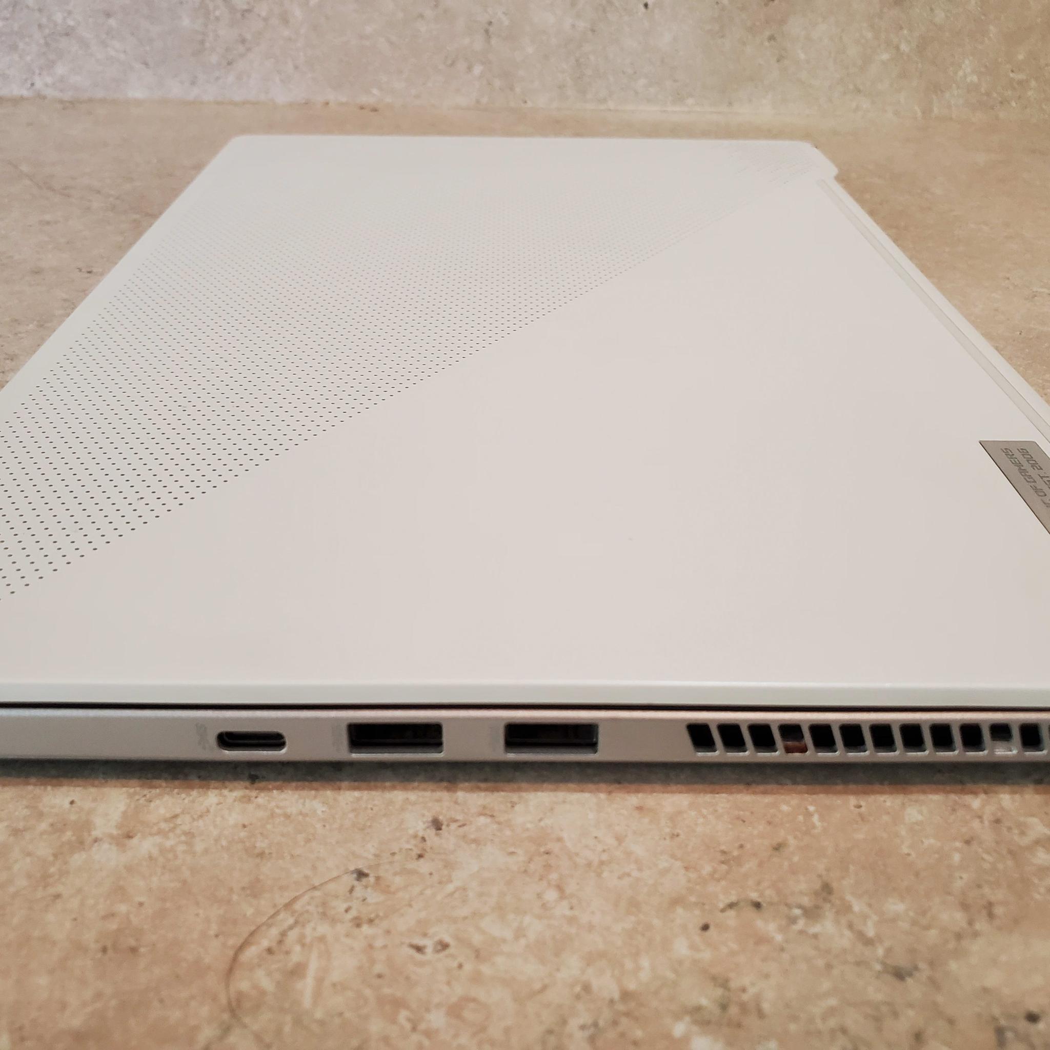 Asus ROG Zephyrus 14 Inch Gaming Laptop