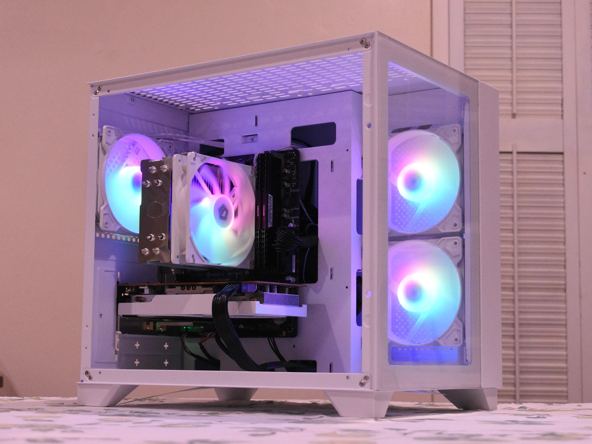 Gaming PC | Ryzen 5 3600 | RX 6600 8GB | 16GB DDR4 | 1TB nVME SSD | 1080p White Gaming PC RGB