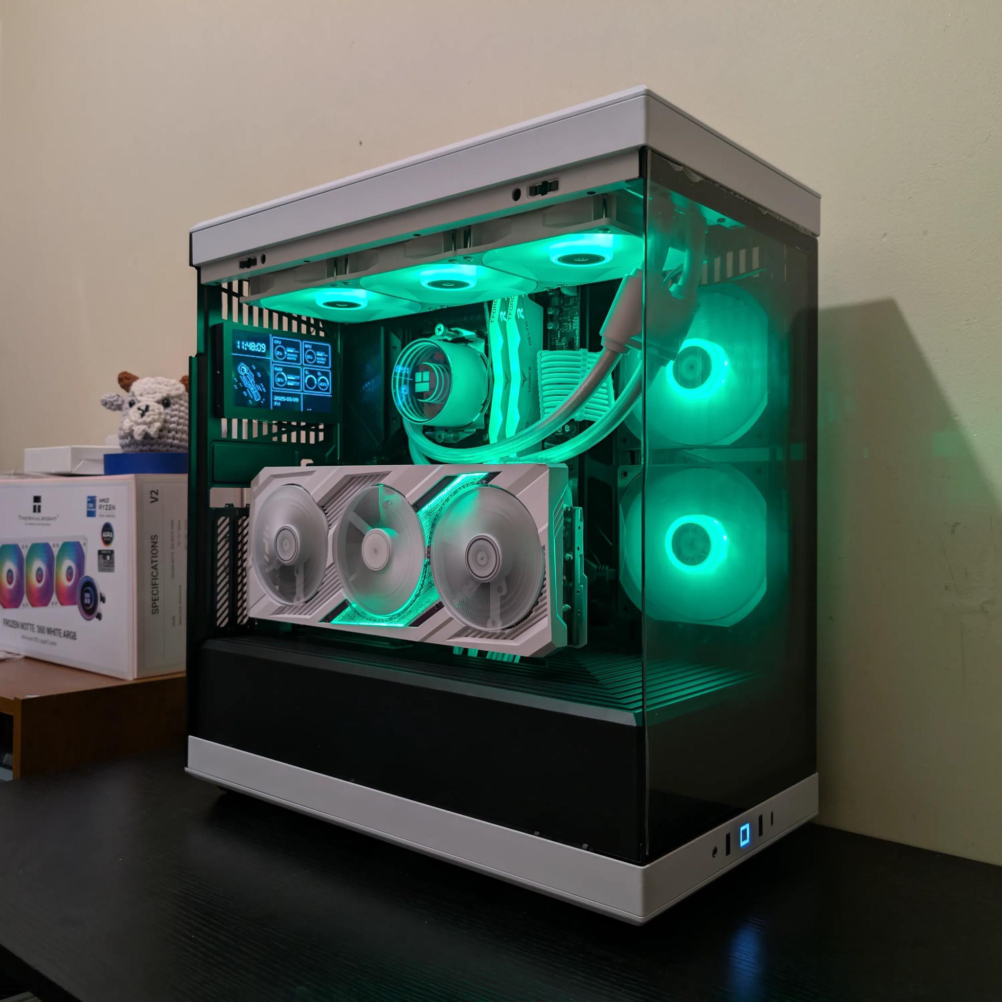🔥🐼 1440p/4K Gaming Beast | RX 7900XT | Ryzen 9 7900X | 2TB SSD | 32GB RAM | WiFi 6 & Bluetooth 🐼🔥