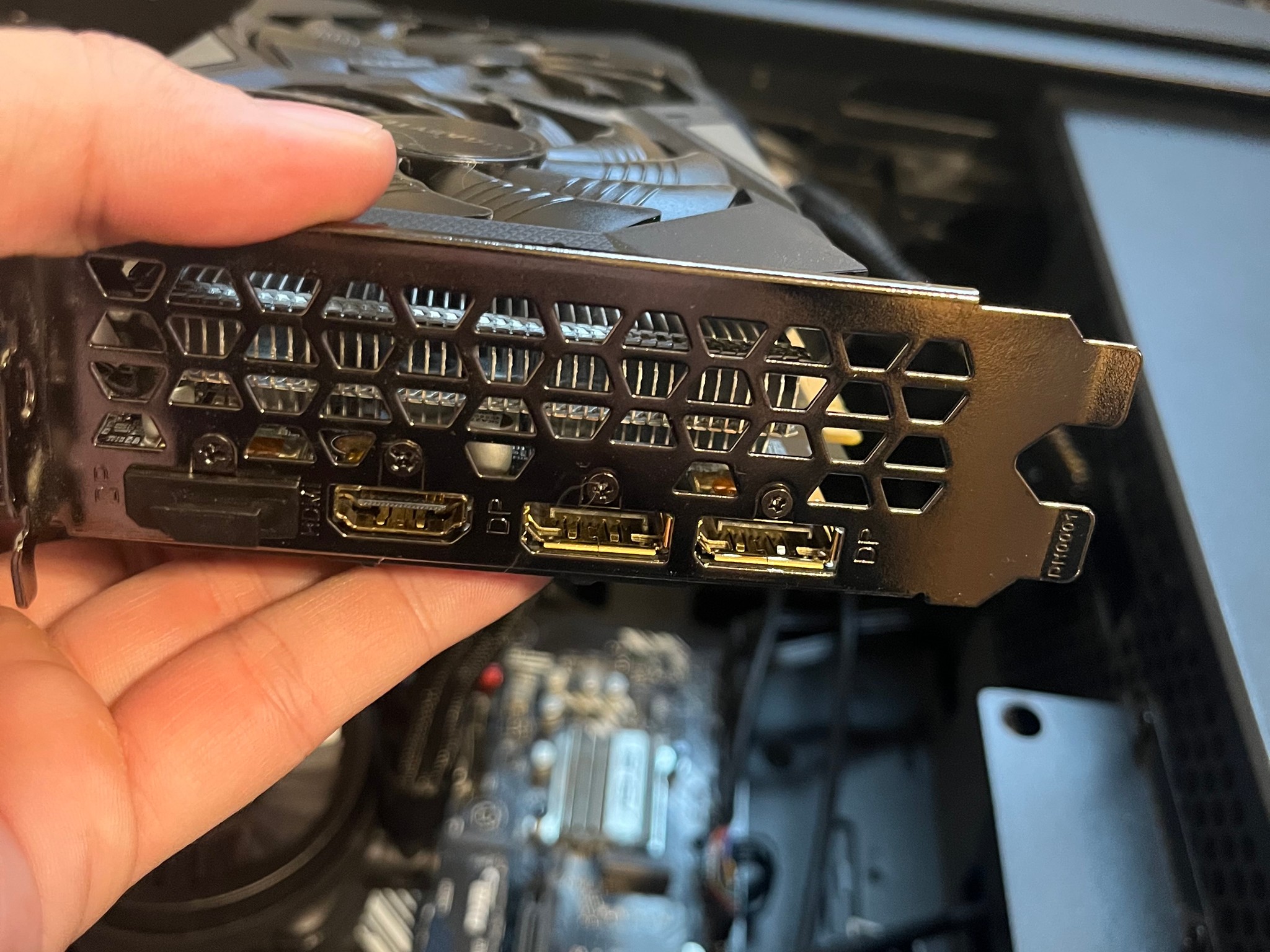 Ryzen 7 3700X | RTX 2060 OC | 32GB DDR4 3600 | 240mm AIO | Clean CyberPowerPC Build