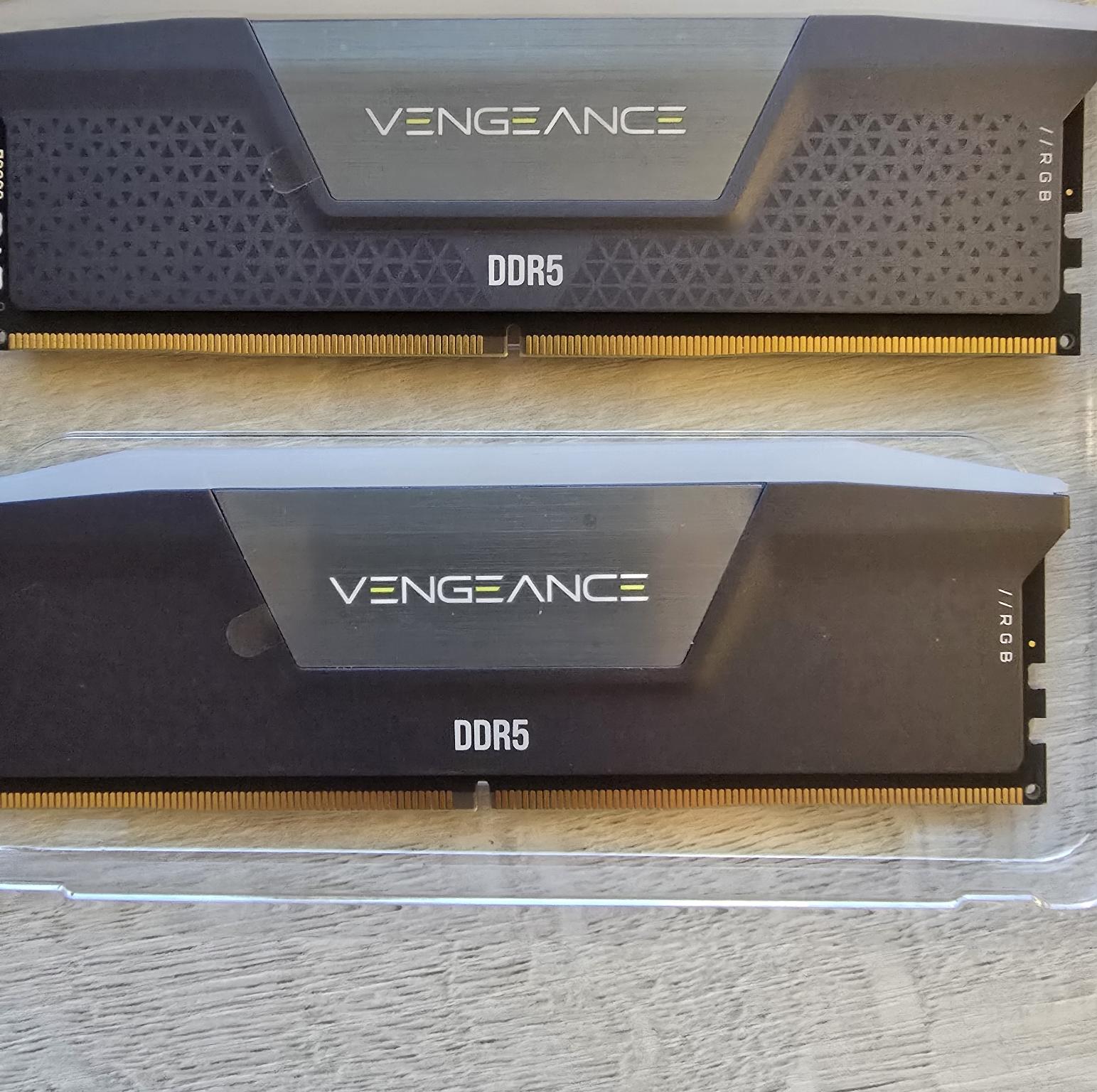 4 X 16 GB Stick of DDR 5 Corsair Vengeance