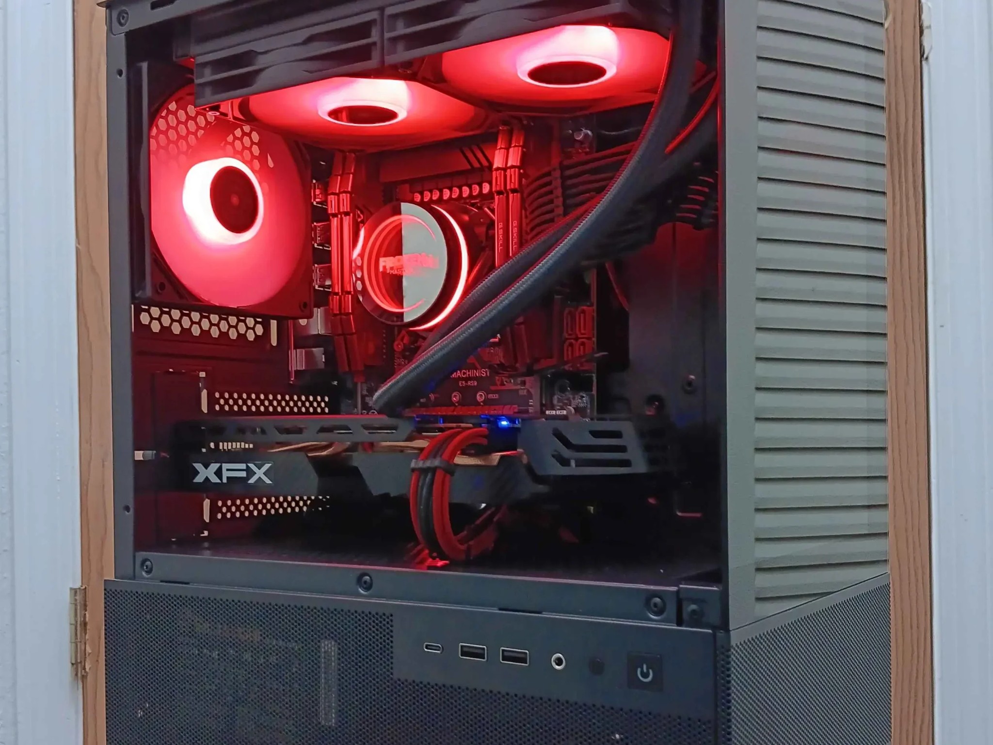 🟣GAMING PC🟣| RX 580 8GB |14-Core INTEL XEON | 16GB DDR4 RAM | 2.25TB Storage| WINDOWS 10