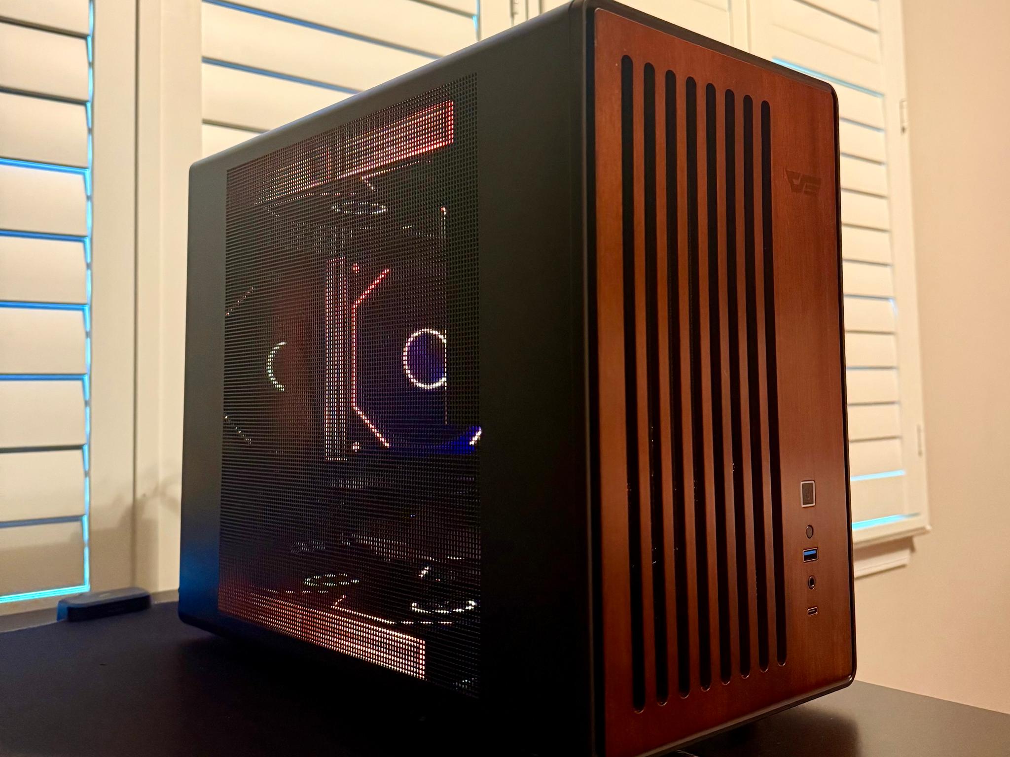 Portable Mini Gaming PC — RTX 5060 | Ryzen 5 7600X | 16GB DDR5 | 1TB M.2 NVMe