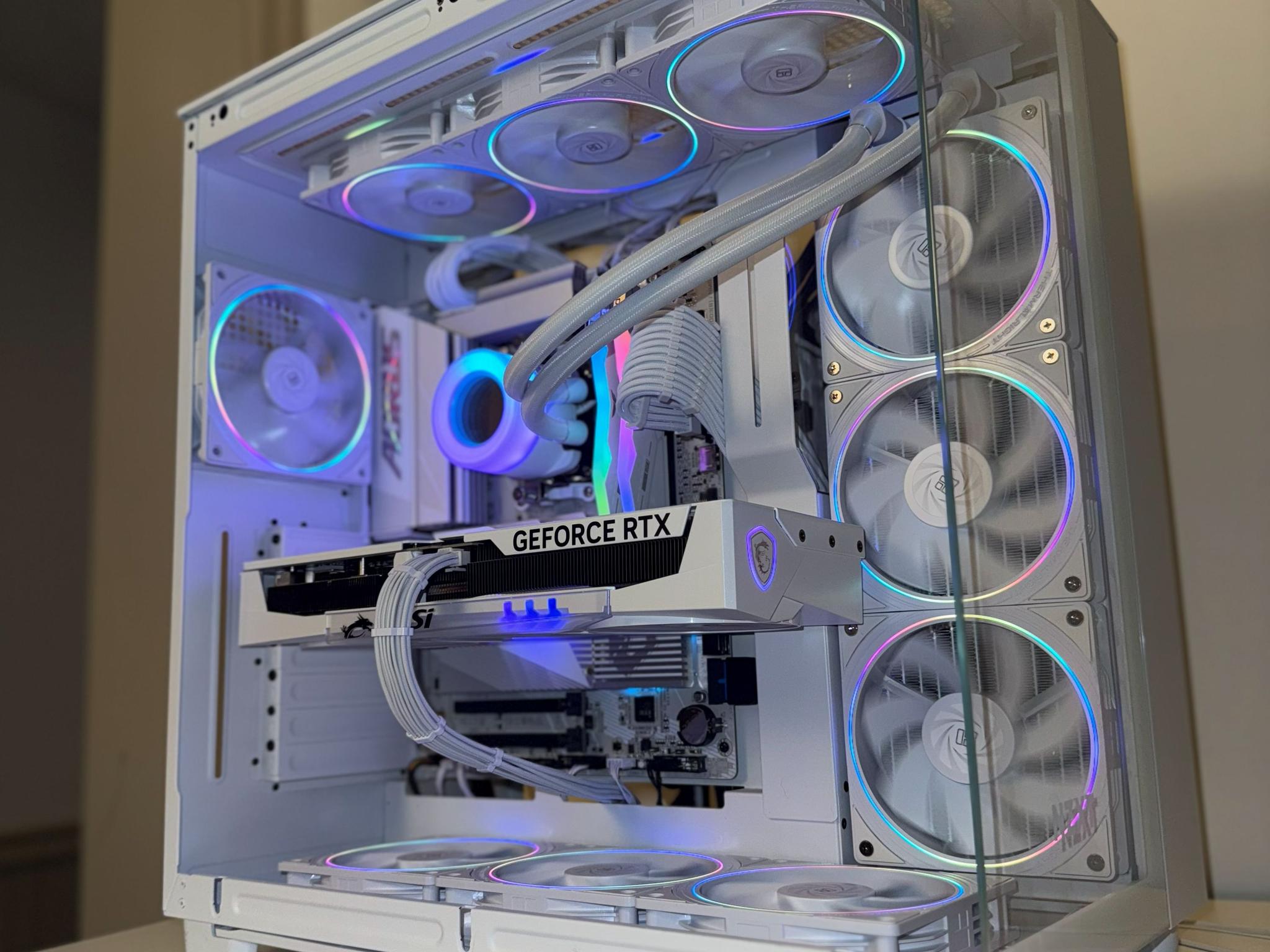RTX 5070 Ti | Ryzen 7 7800X3D | 32gb DDR5 | 1tb NVME 🧊