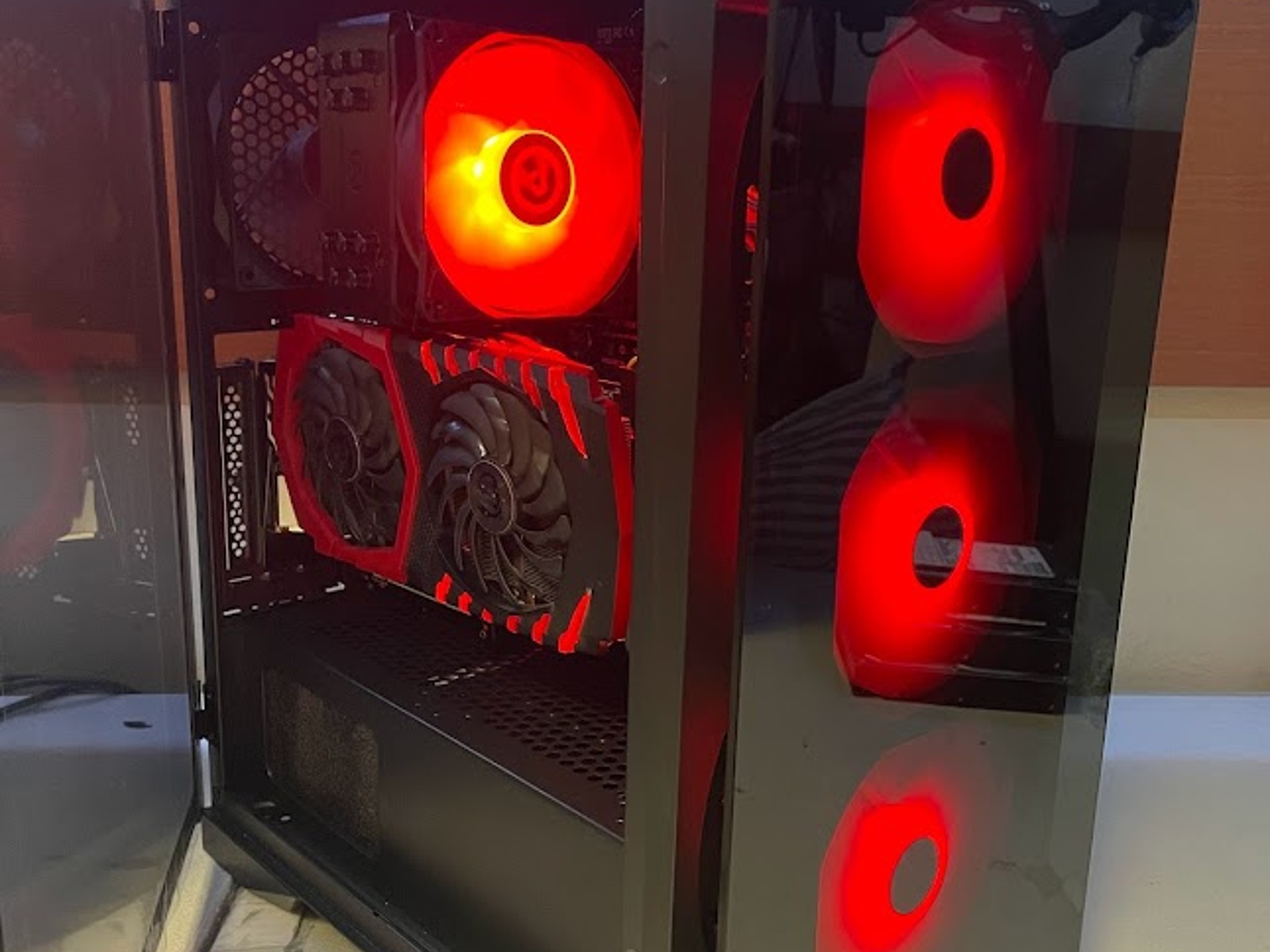 WARZONE Gaming Desktop PC Intel i5 Quad 16 GB SSD RX 470 4GB HDMI WIN 10 PRO