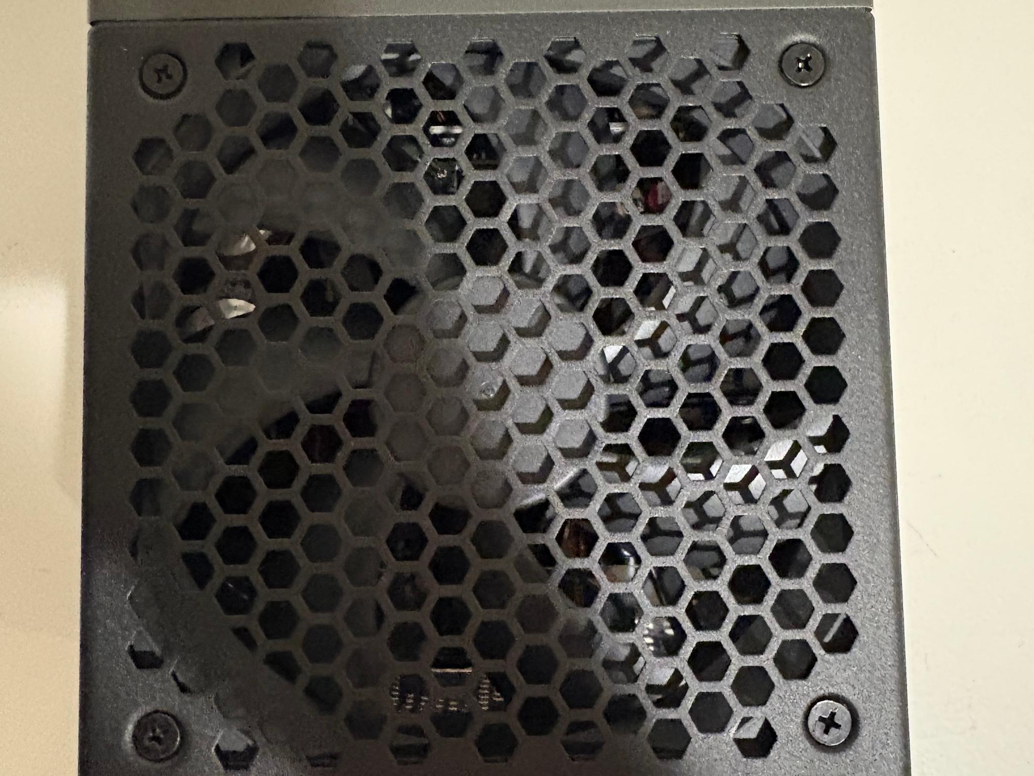 NZXT C1000 Gold - Image 2