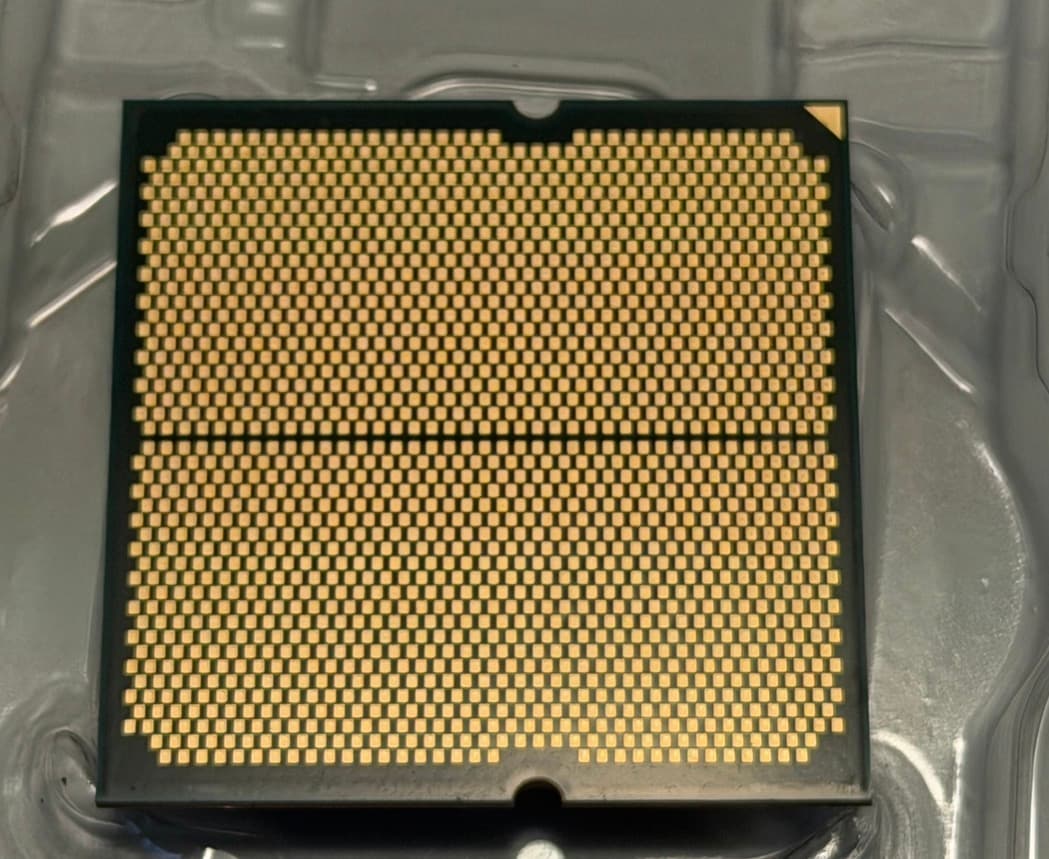AMD Ryzen 9 7900