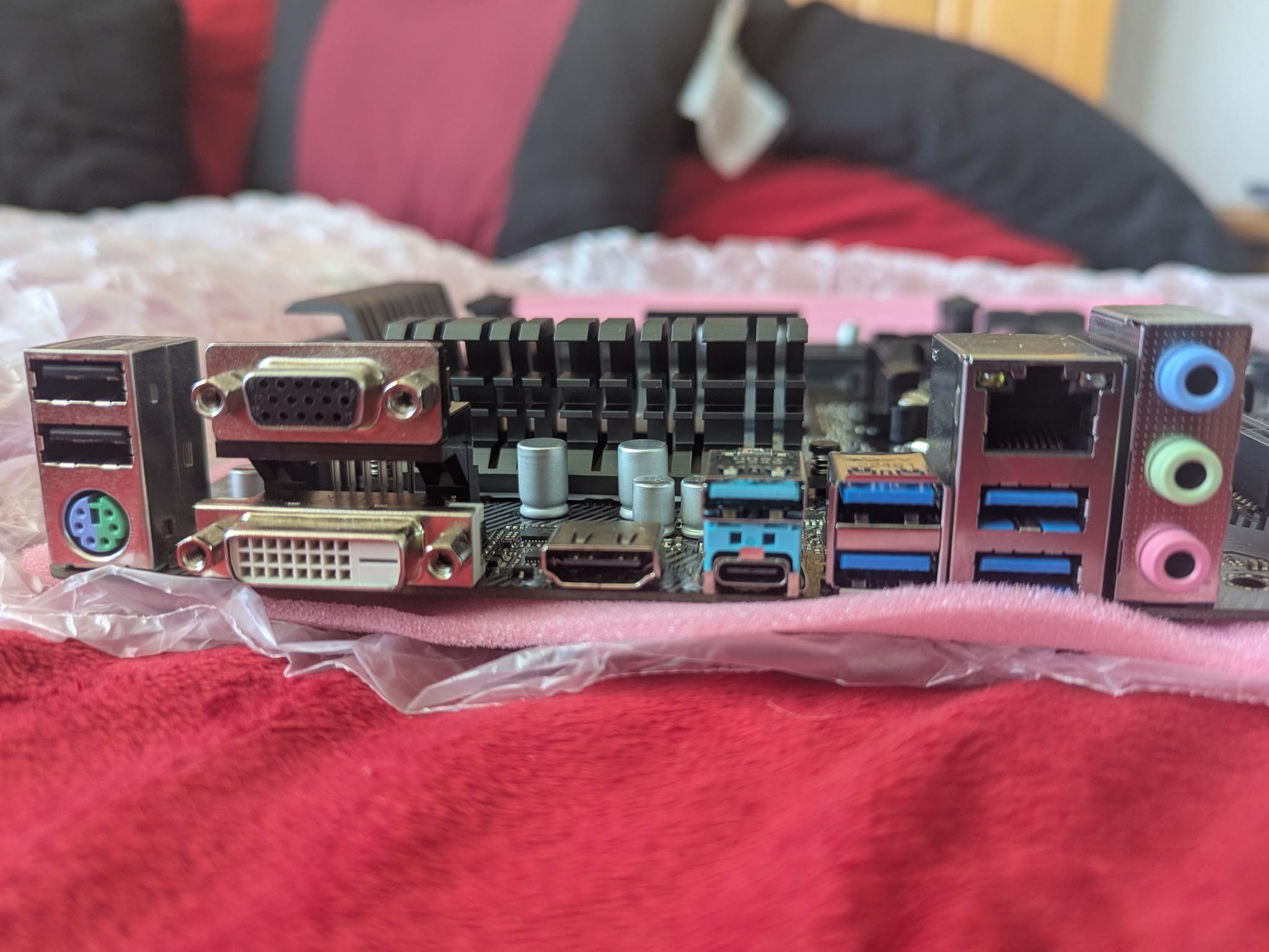 ASRock B450M PRO4 R2.0 - Image 4