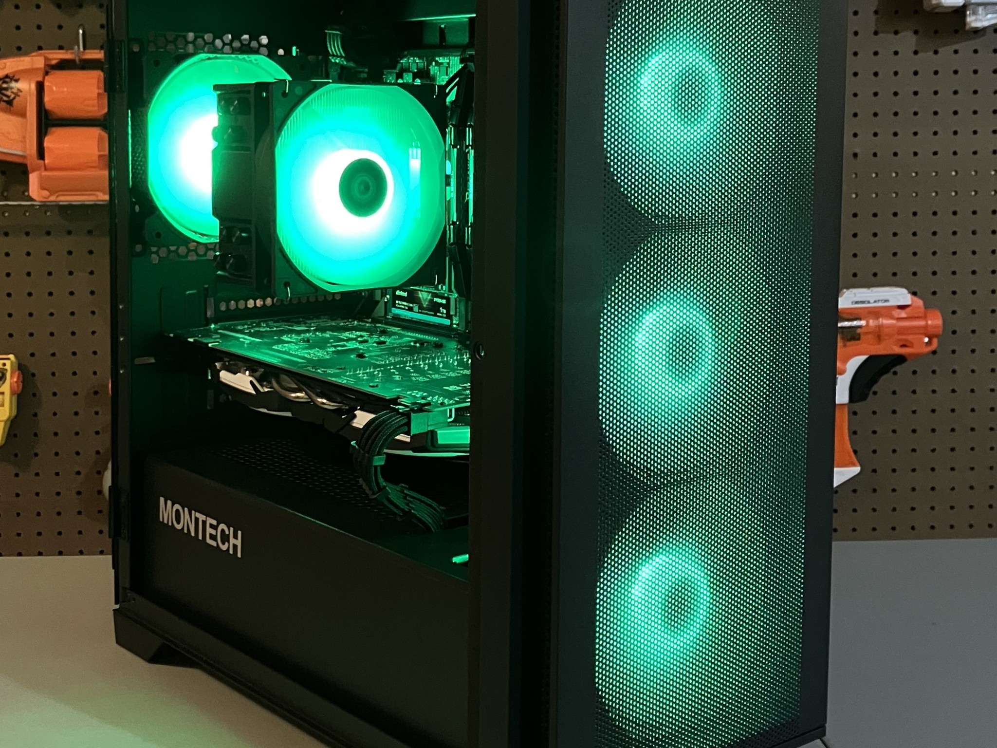 Ryzen 5 3600 and GTX 1070 Gaming PC