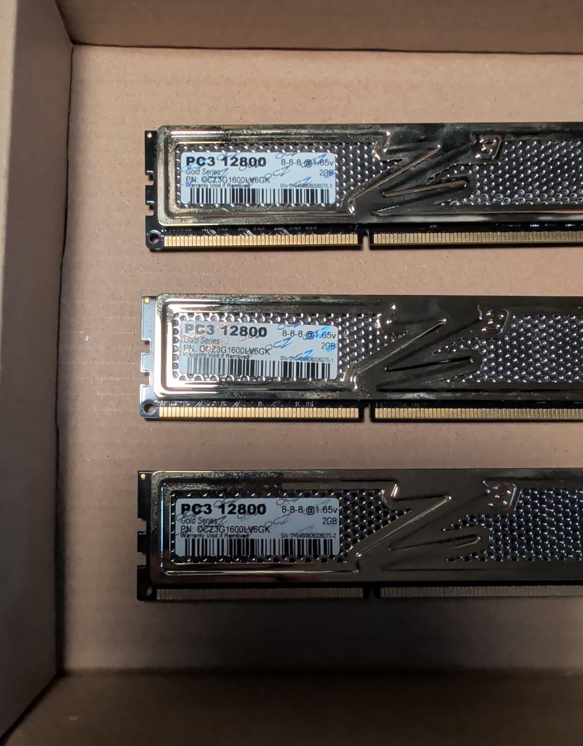 OCZ Gold 6GB (3 x 2GB) DDR3 DIMM 1600 MHz CL8 RAM Memory