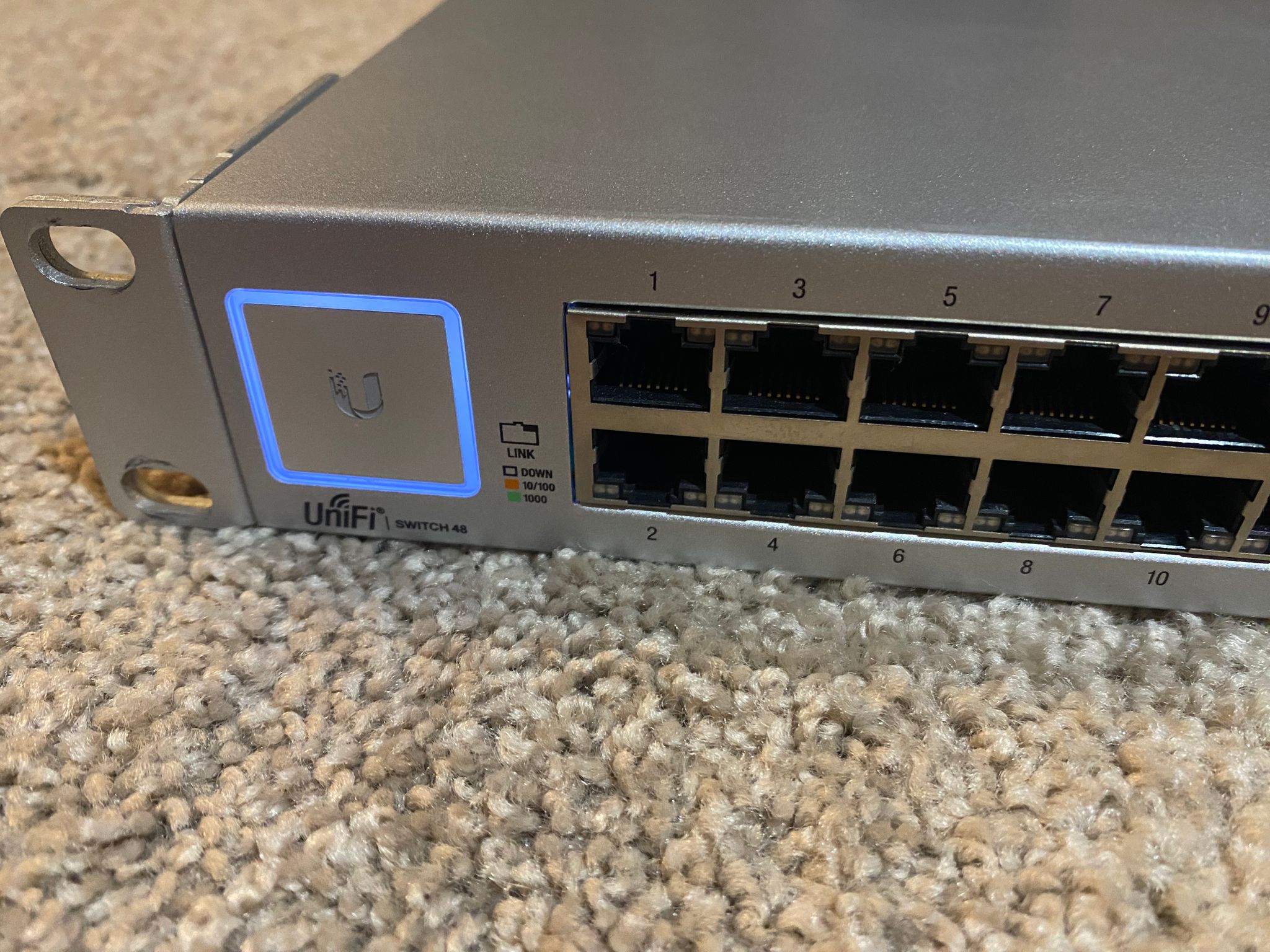Ubiquiti UniFi US-48 48-Port Switch | NON-PoE | 2x SFP+ 10G + 2x SFP | Rackmount | Tested
