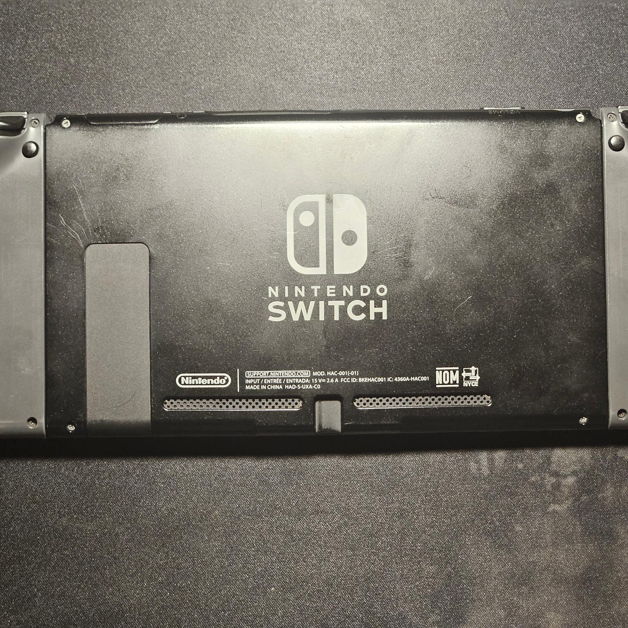 Modded Switch with Picofly Mod 128gb Very Good Condition Setup With Dock and Charger