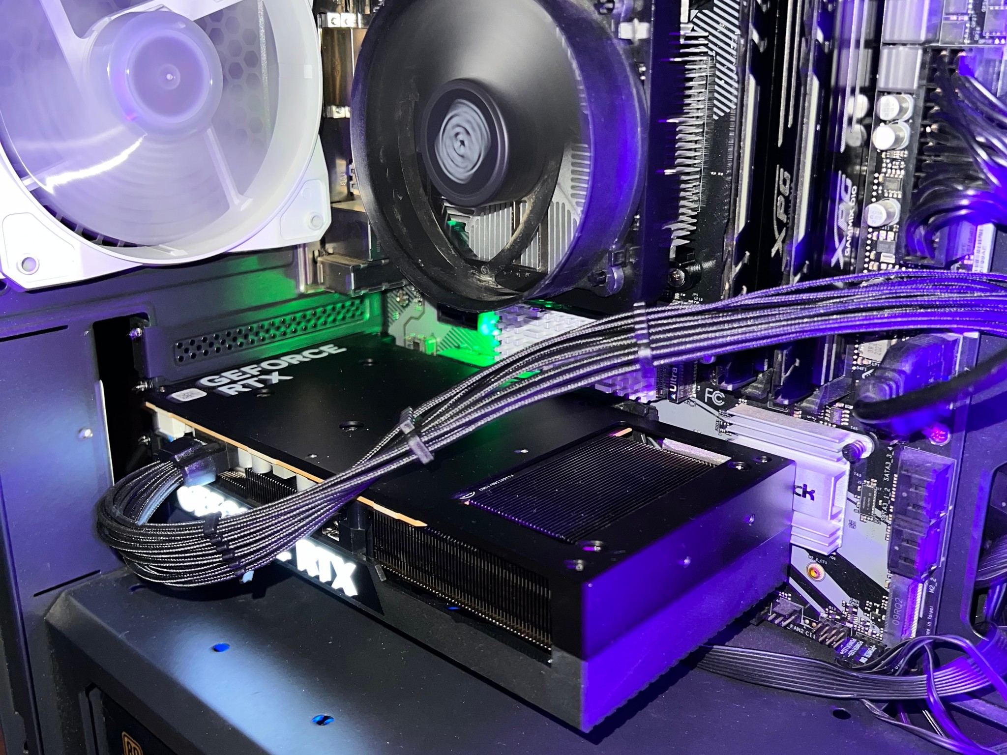 High Performance Starter Gaming PC / Ryzen 7 5800X - RTX 5060 8GB
