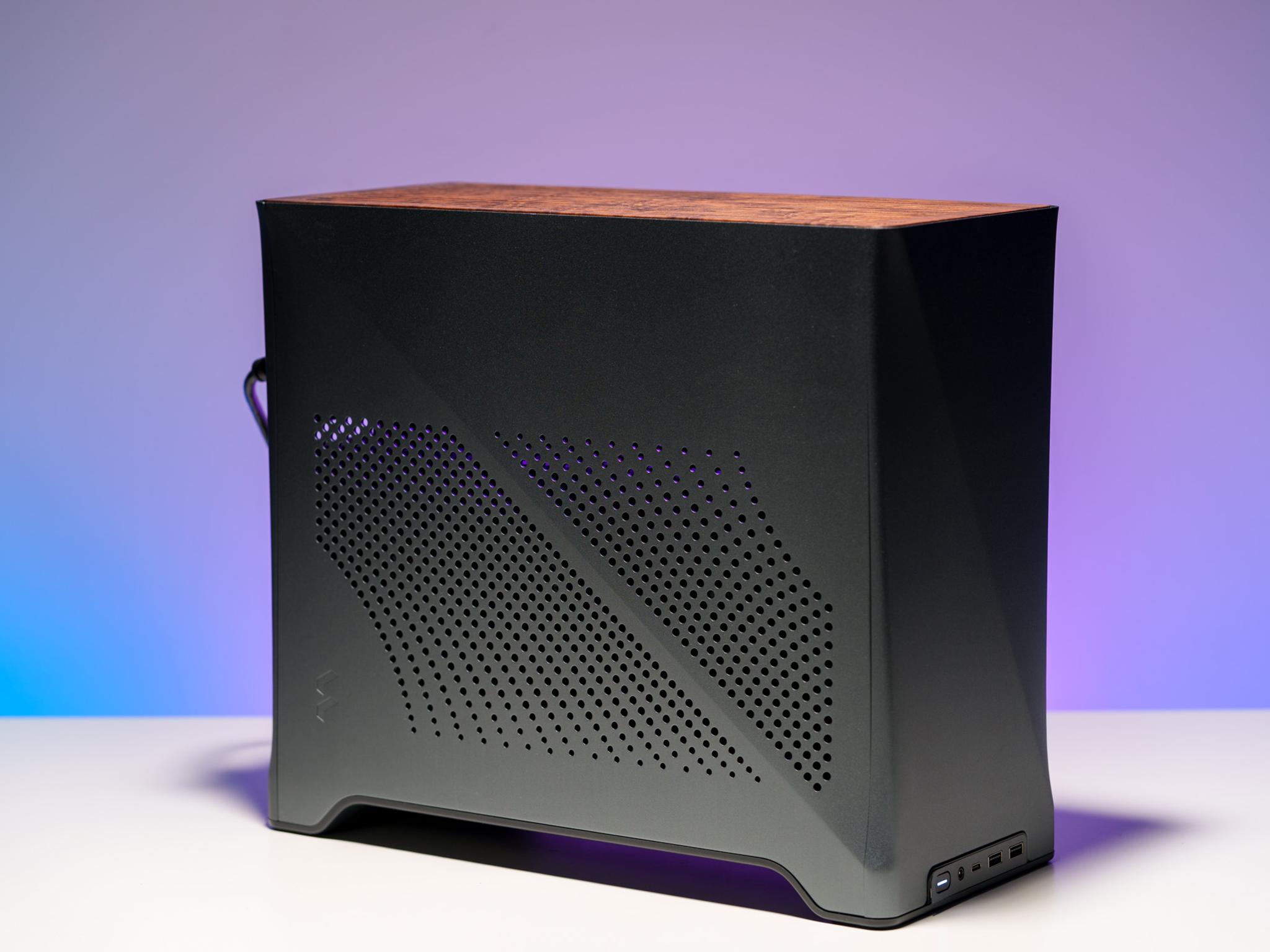 SFF Gaming PC | RTX 5070 | Ryzen 5 9600x | 32GB DDR5 | 1TB Gen5 m.2 | SF850