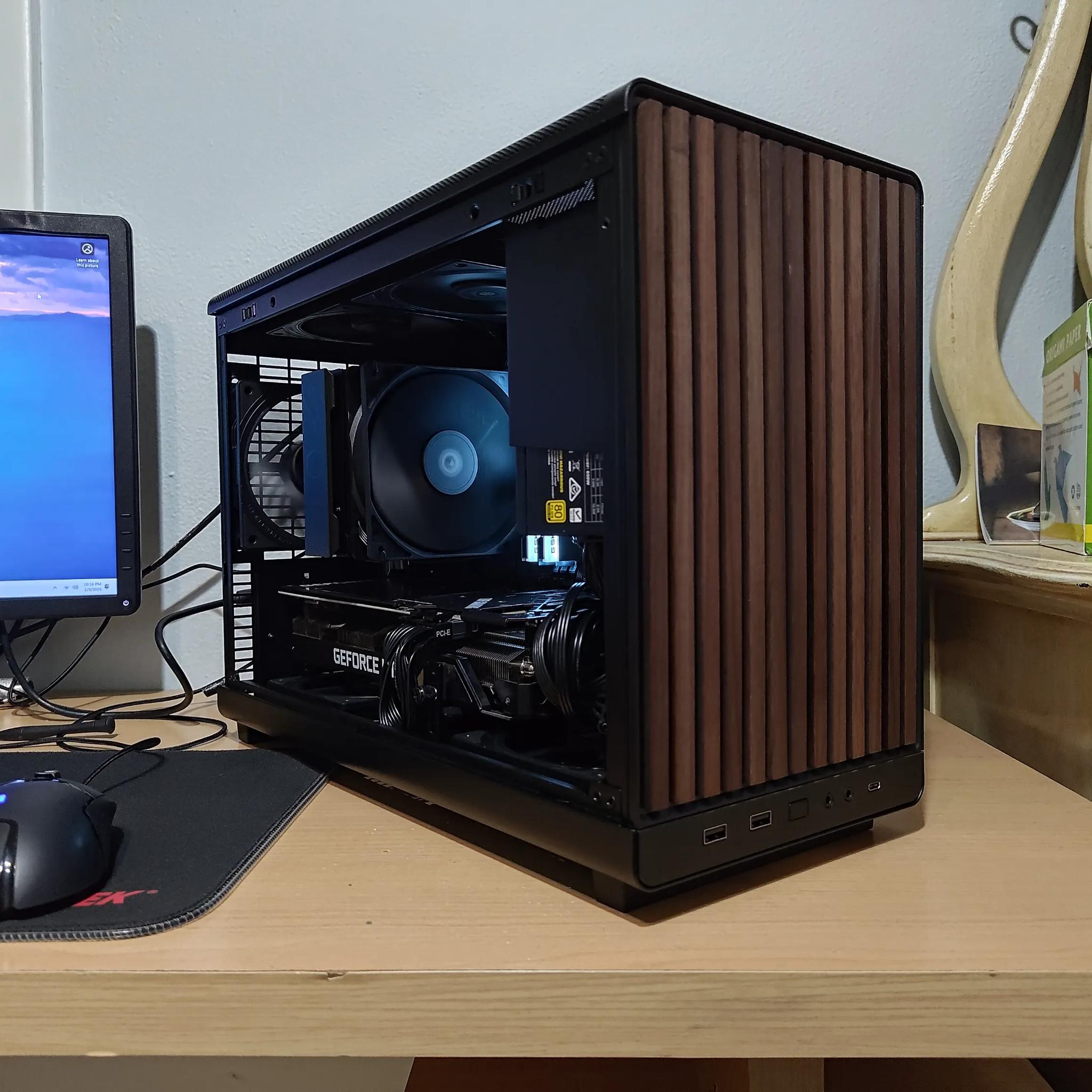 Wood x Blackout | RTX 3070 | R5 5600X | 1 TB NVME