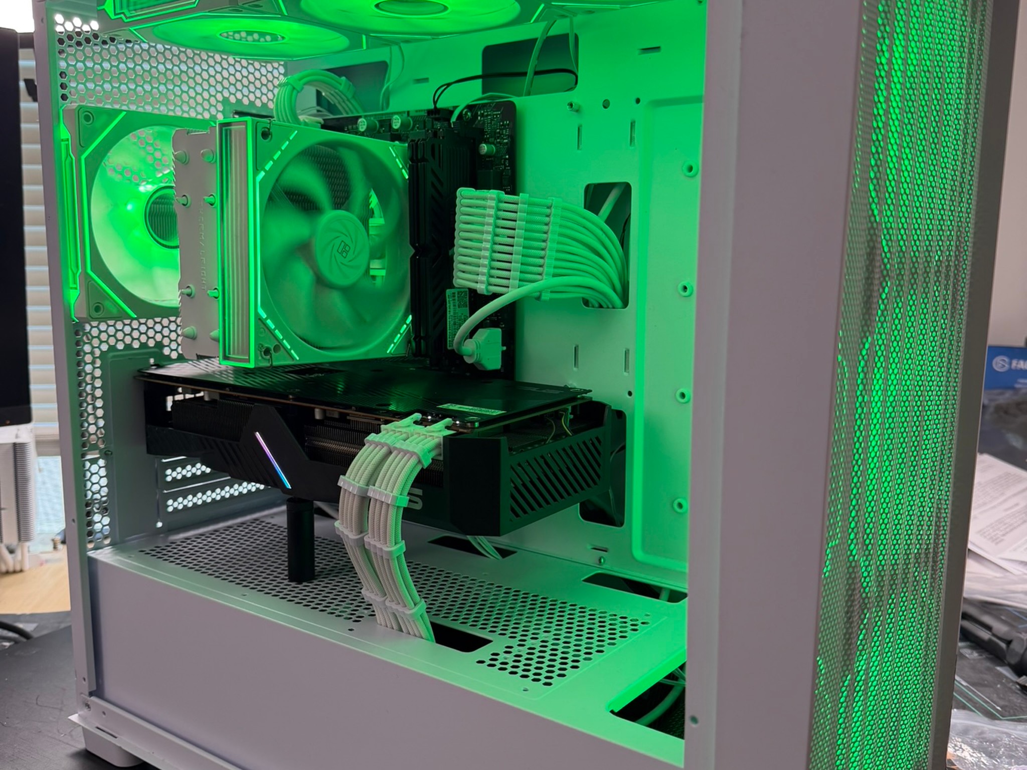 Gaming PC | RX 5700XT | Ryzen 5 5600X | 16GB RAM | Windows 11