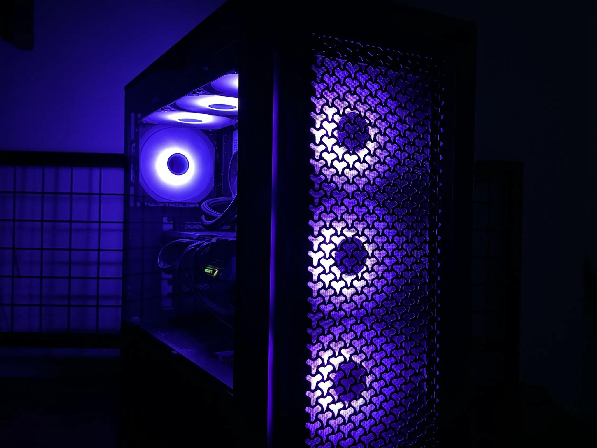 9070 XT / 2TB SSD Gaming PC