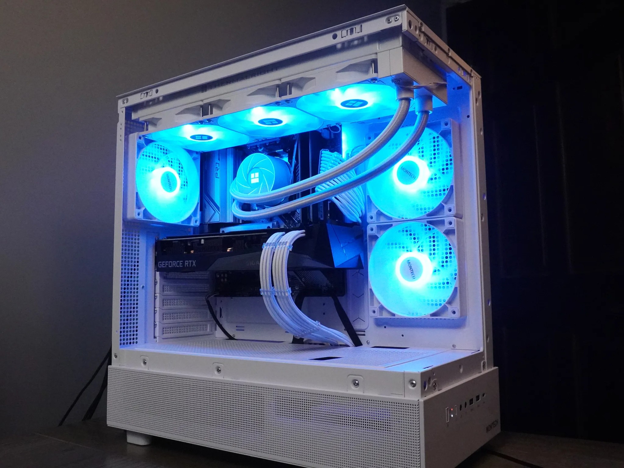 🤍AESTHETIC🤍 UPGRADE-PATH 1440p/1080p MACHINE 💚RTX 3070 🧡 Ryzen 5 7500F | 1TB NVME | 3...