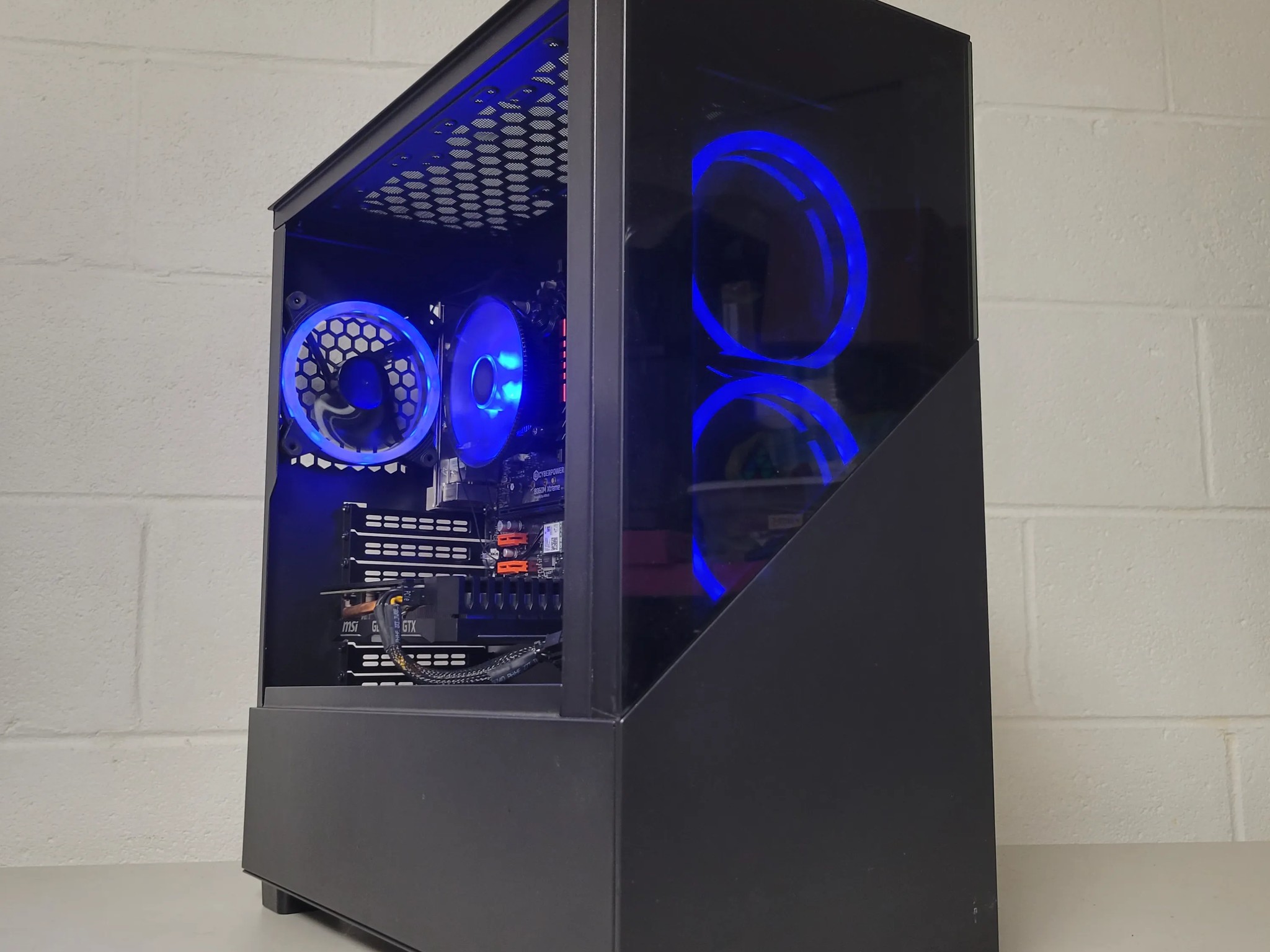 🤑🎱GTX 1660 Super 6gb Black Gaming PC🤑🎱 (i5-9600kf//GTX 1660 Super 6gb)