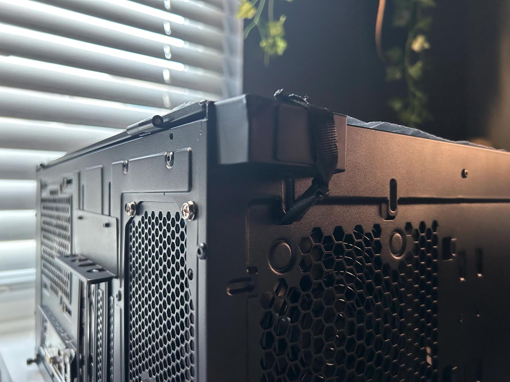 Compact RGB Gaming PC | RX 6600 // i5 10400f
