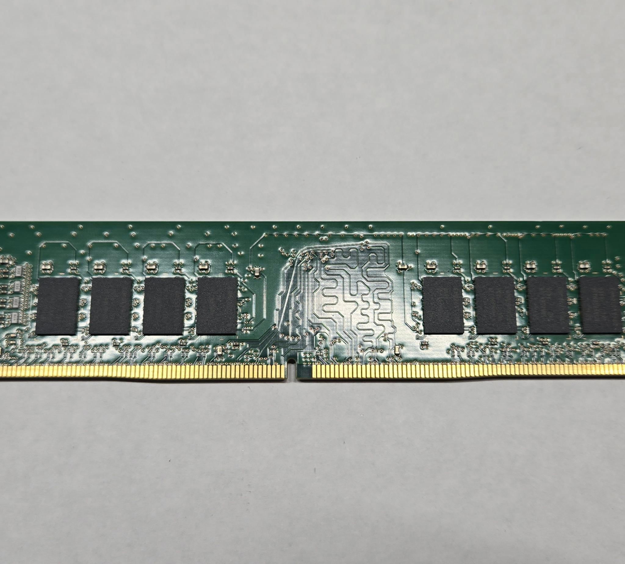 SK Hynix 16GB DDR4 2666MHz Desktop RAM (HMA82GU6JJR8N-VK)