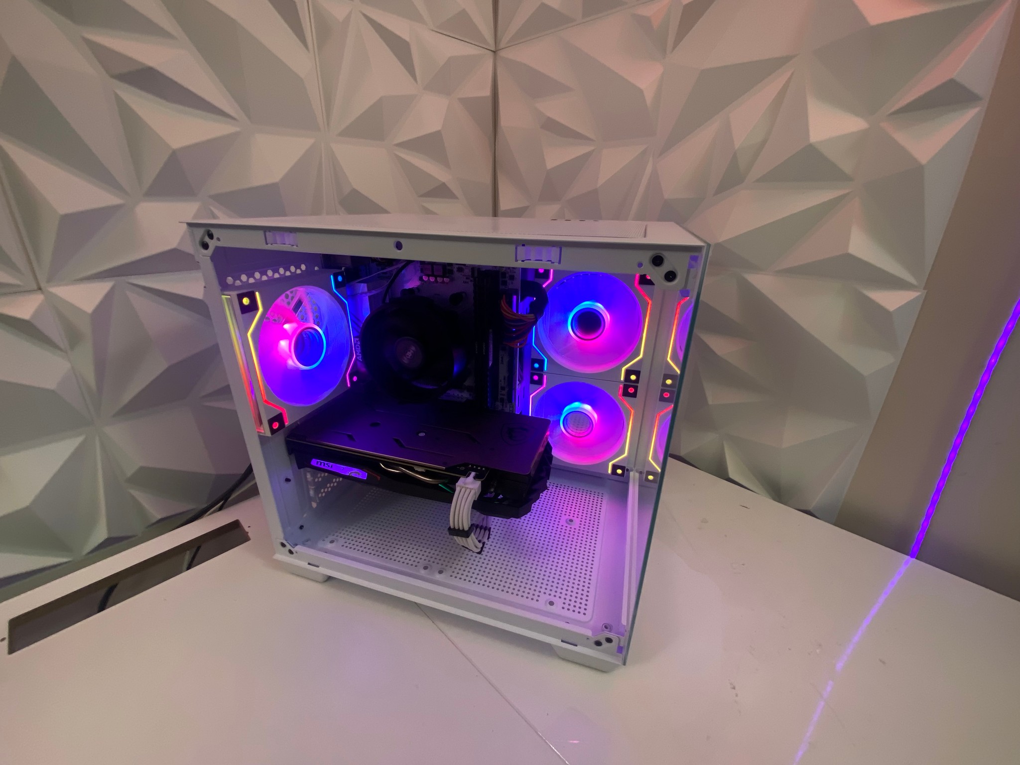 🎅🎅 White Elite Build – Ryzen 5 2600 + GTX 1660 Ti 6GB | 1080p High FPS Ready