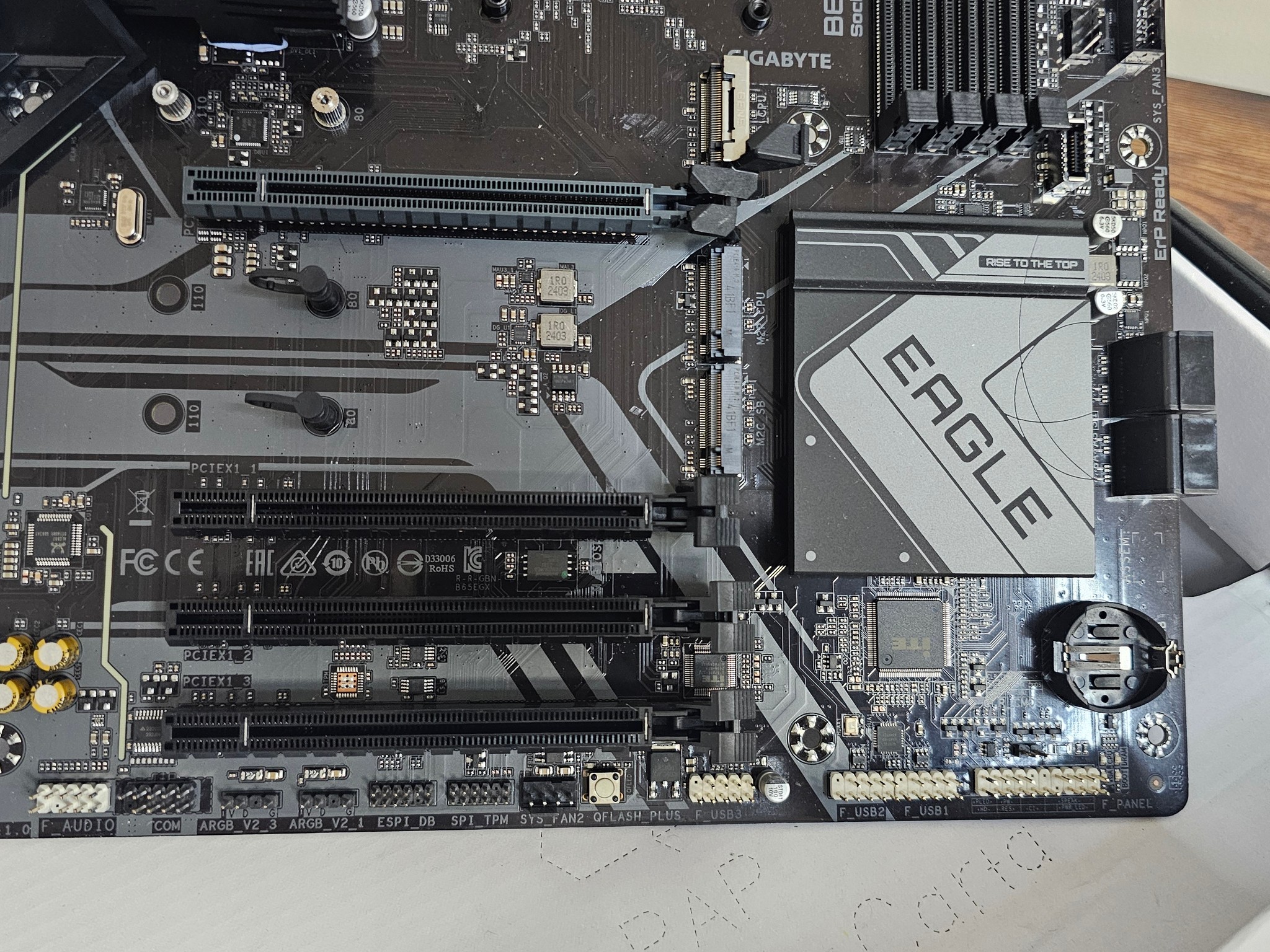 GIGABYTE B650 EAGLE AX