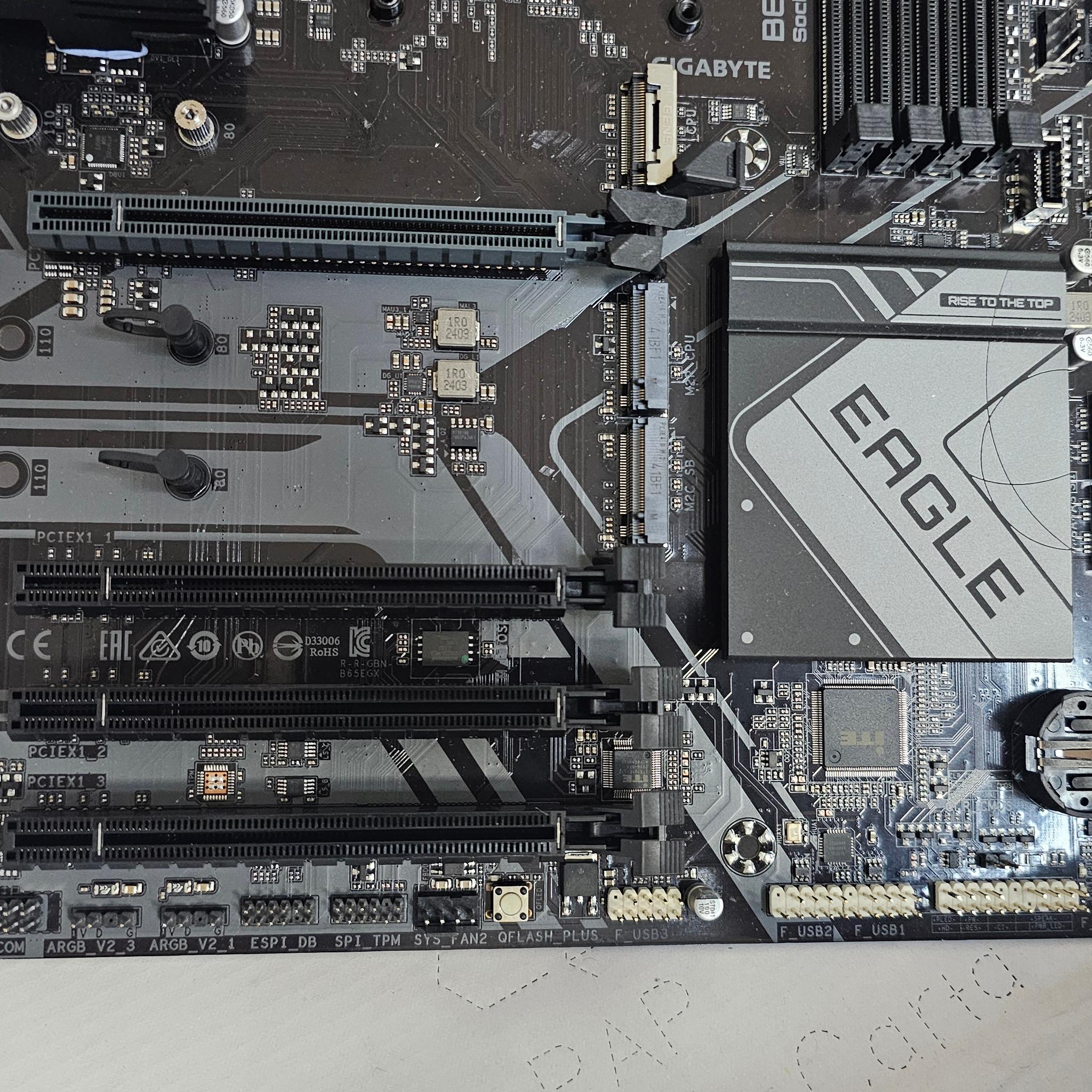 GIGABYTE B650 EAGLE AX