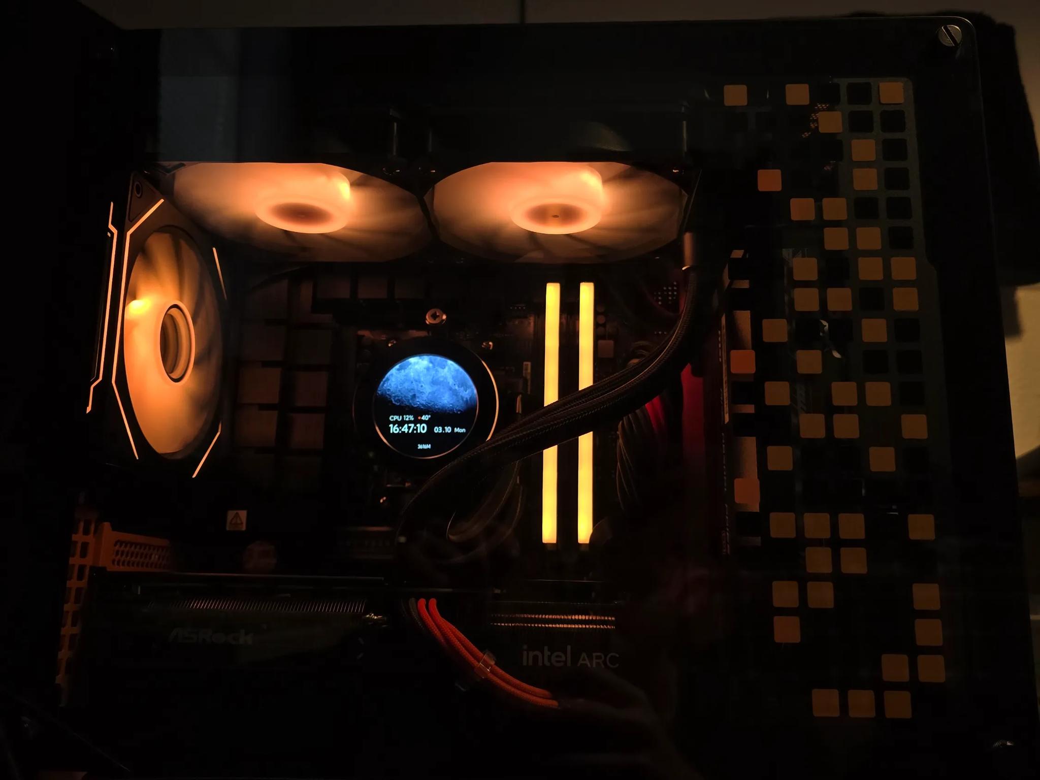 "Orange Ghost" (Clyde), Ryzen 9600x, Intel Arc B580, 32GB DDR5