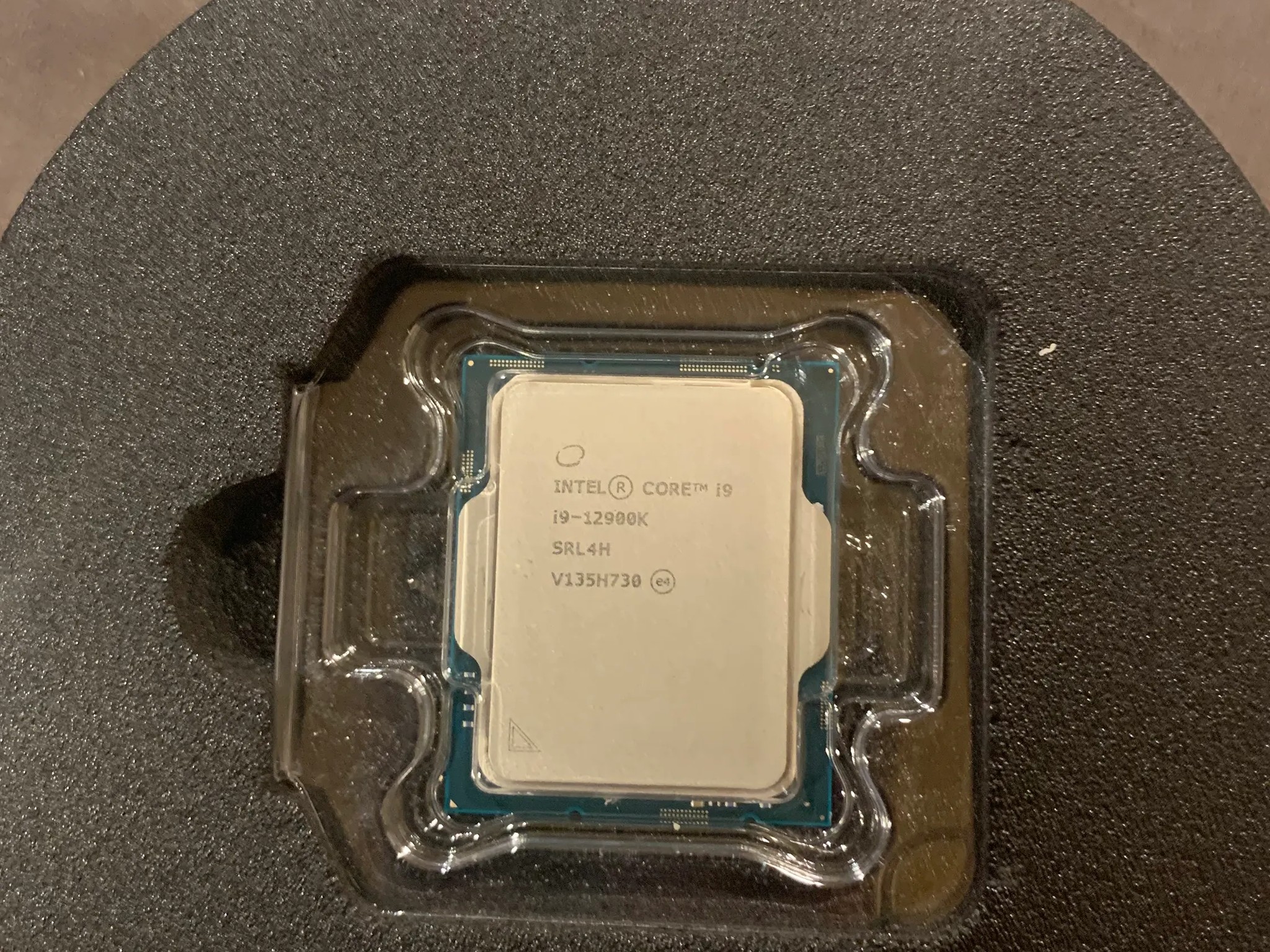 Intel® Core™ i9-12900K Processor 30M Cache, up to 5.20 GHz, 16-Core 24-Thread Processor