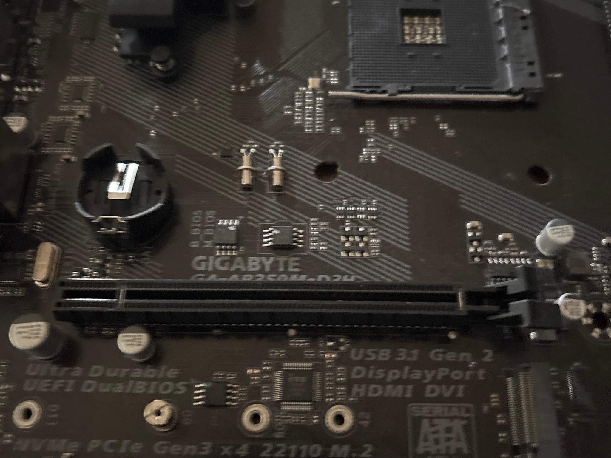GIGABYTE  GA-AB350M-D3H AM4 MOTHERBOARD