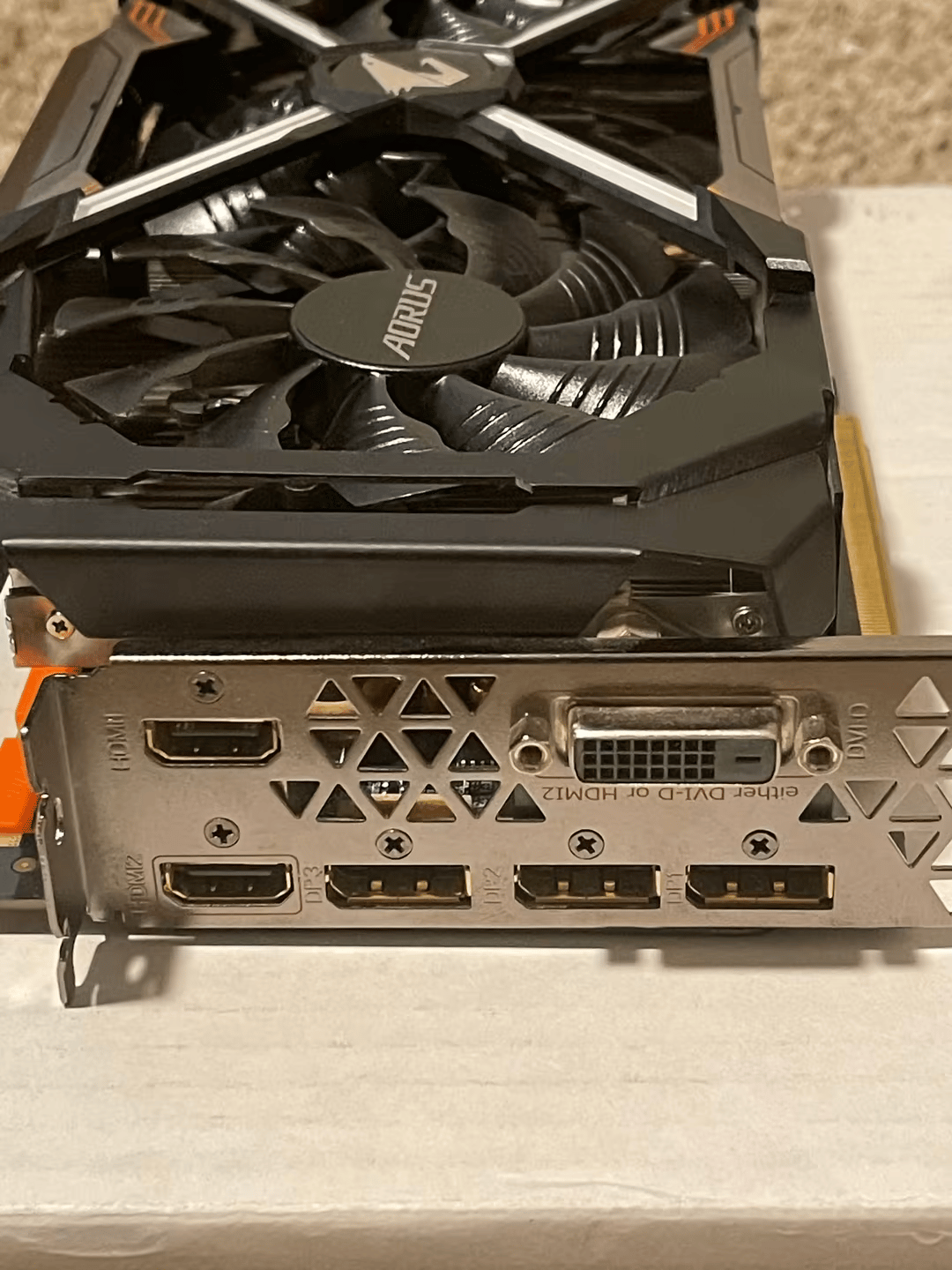 Used, Gigabyte Aorus 1080 Ti 11GB