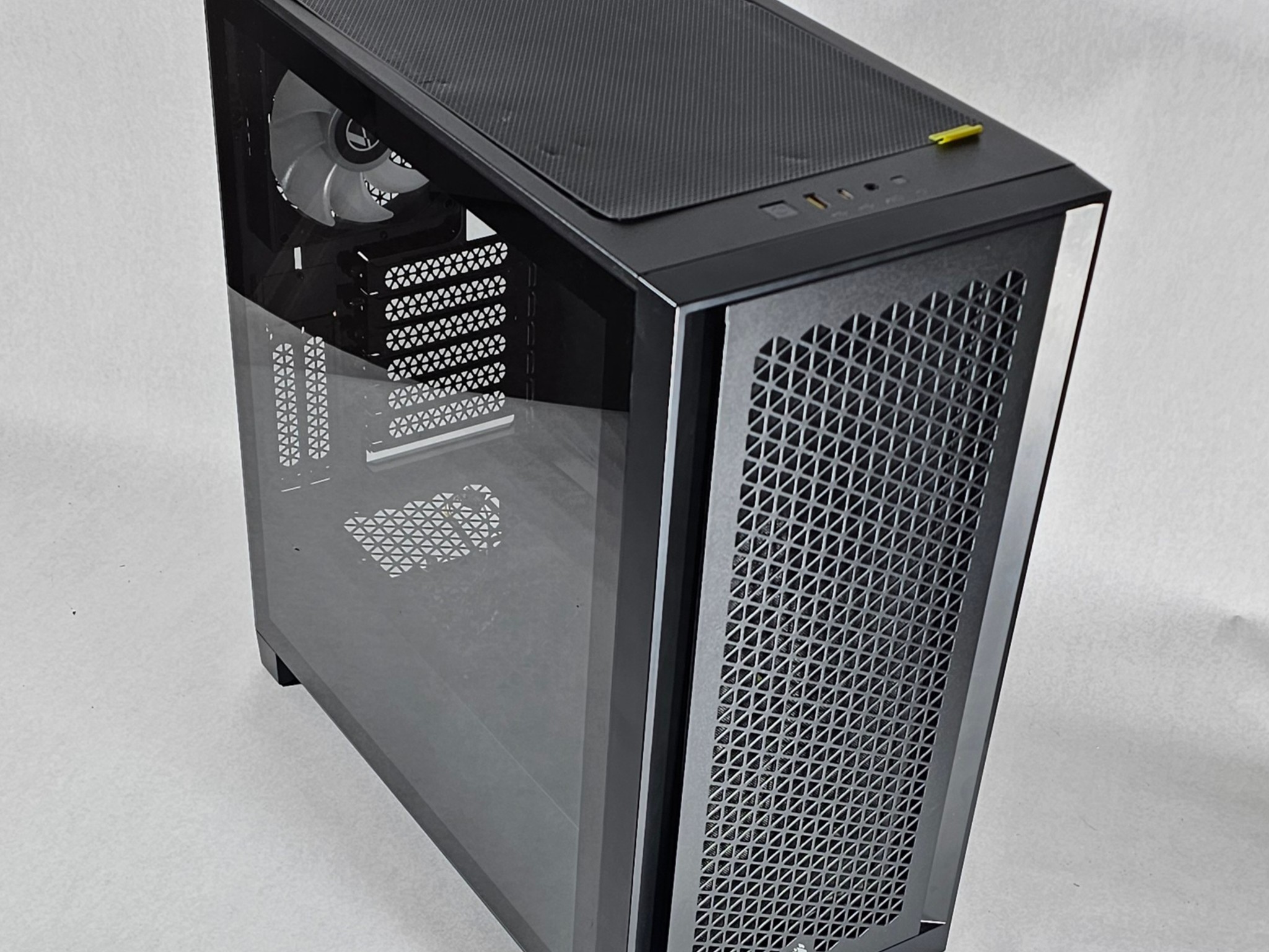 Corsair 4000D PC Case with Tempered Glass and Front Mesh