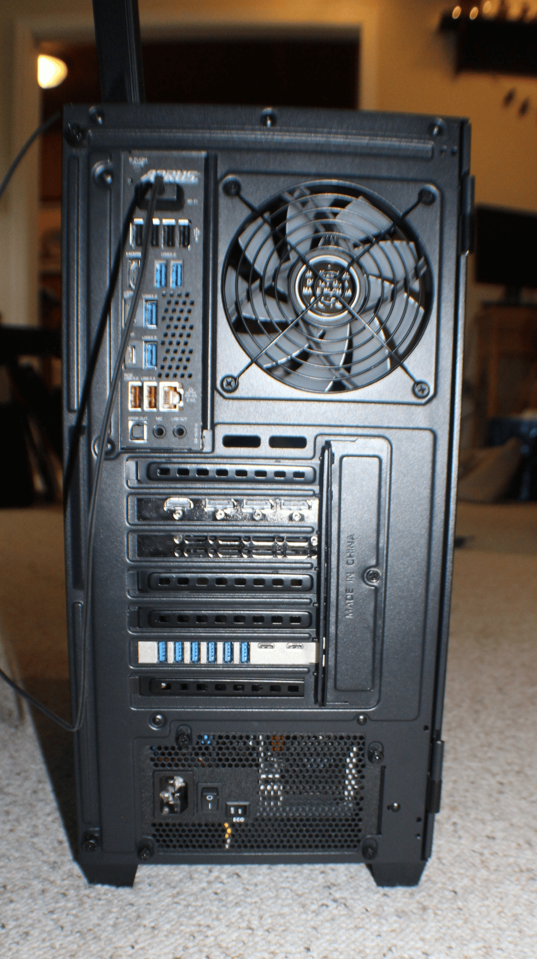 RYZEN 9 7950X3D / GIGABYTE X870 AUROS ELITE WIFI7 / INTEL ARC B580OS EL