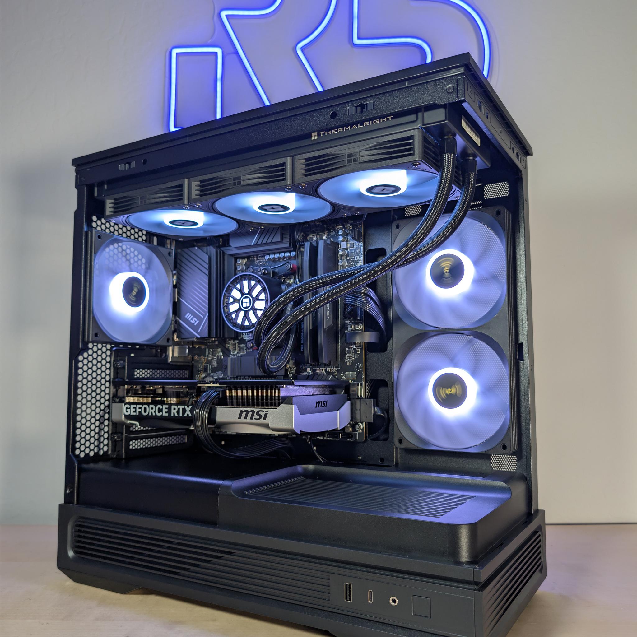 RTX 5070 // Ryzen 7 9700x // 32GB DDR5 // 1TB Gen4 NVMe // WiFi