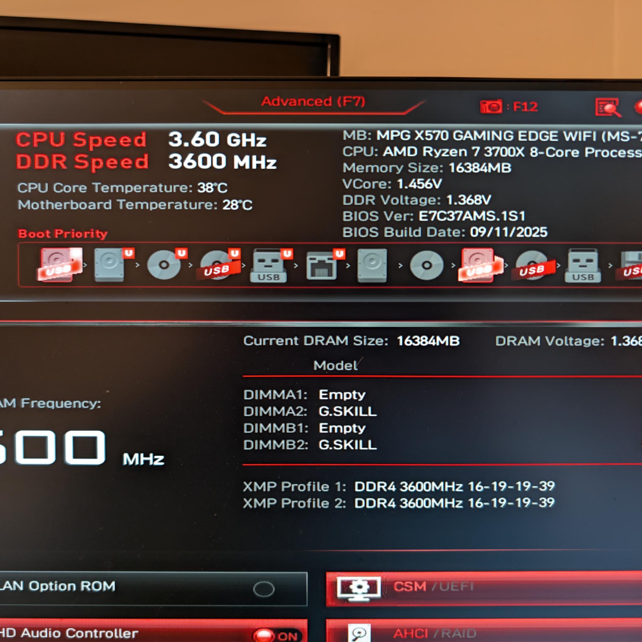 [RGB COMBO] MSI MPG X570 Gaming Edge WIFI + Ryzen 3700X + 16GB Trident Z Neo + BONUS USB-C Card